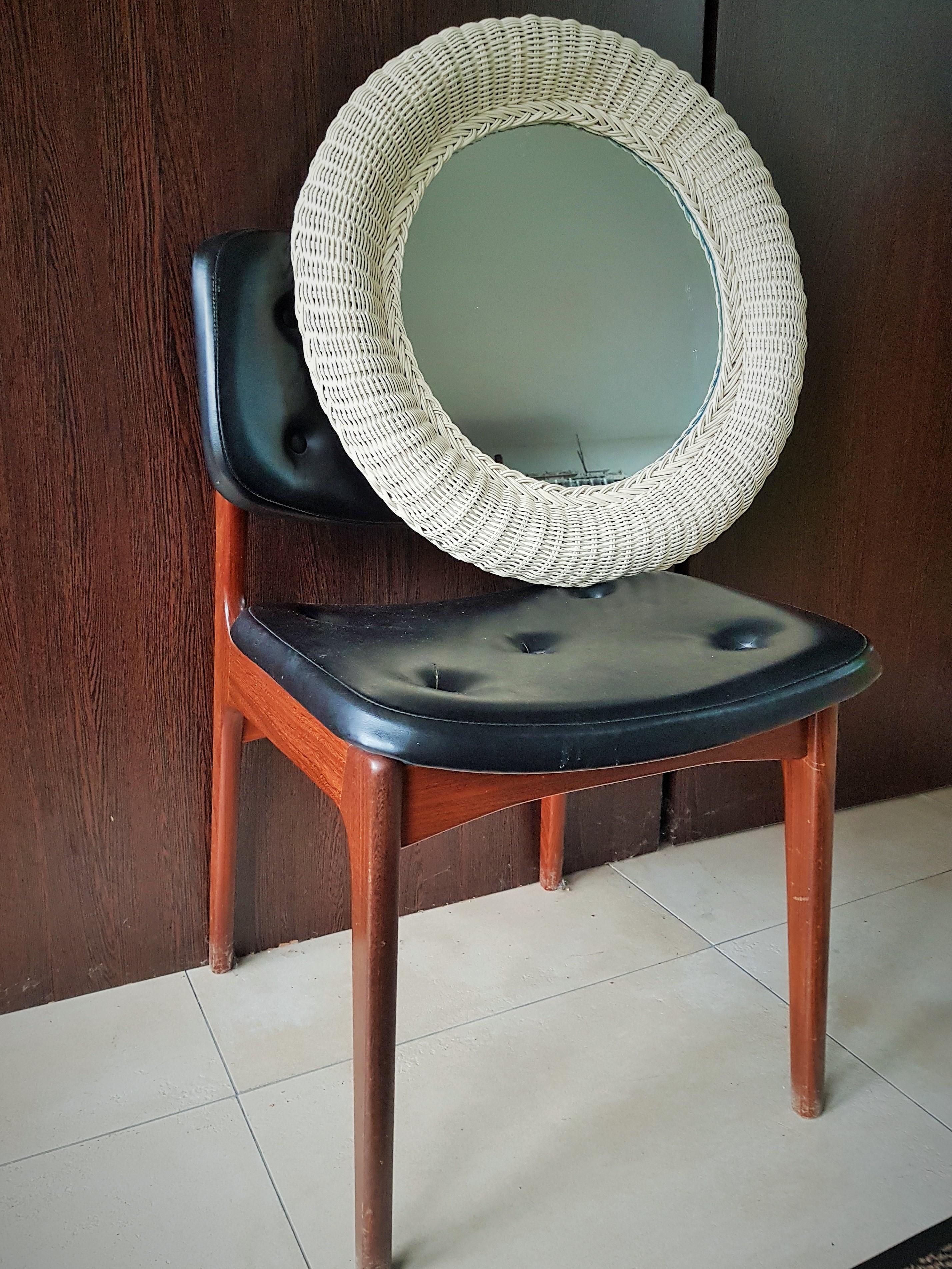 Mid-20th Century Mid-Century Rattan Wicker Bamboo Wall Mirror, Italy 1960s For Sale