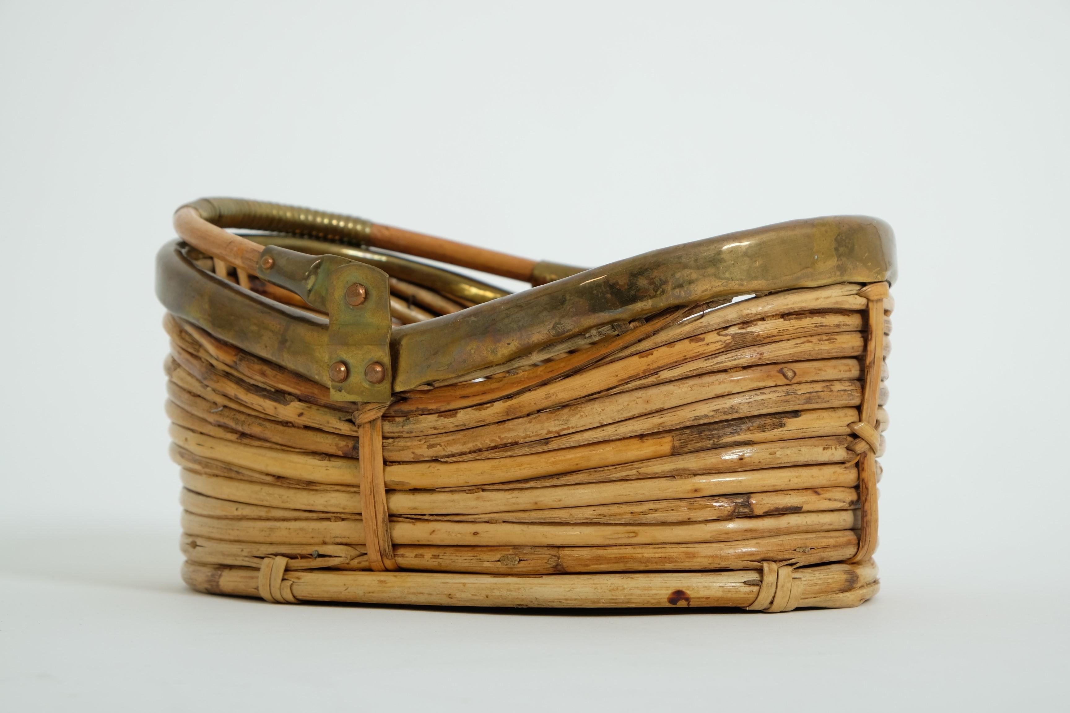 Panier en osier de rotin avec anse, The Modernity, Italie, années 1970 en vente 2