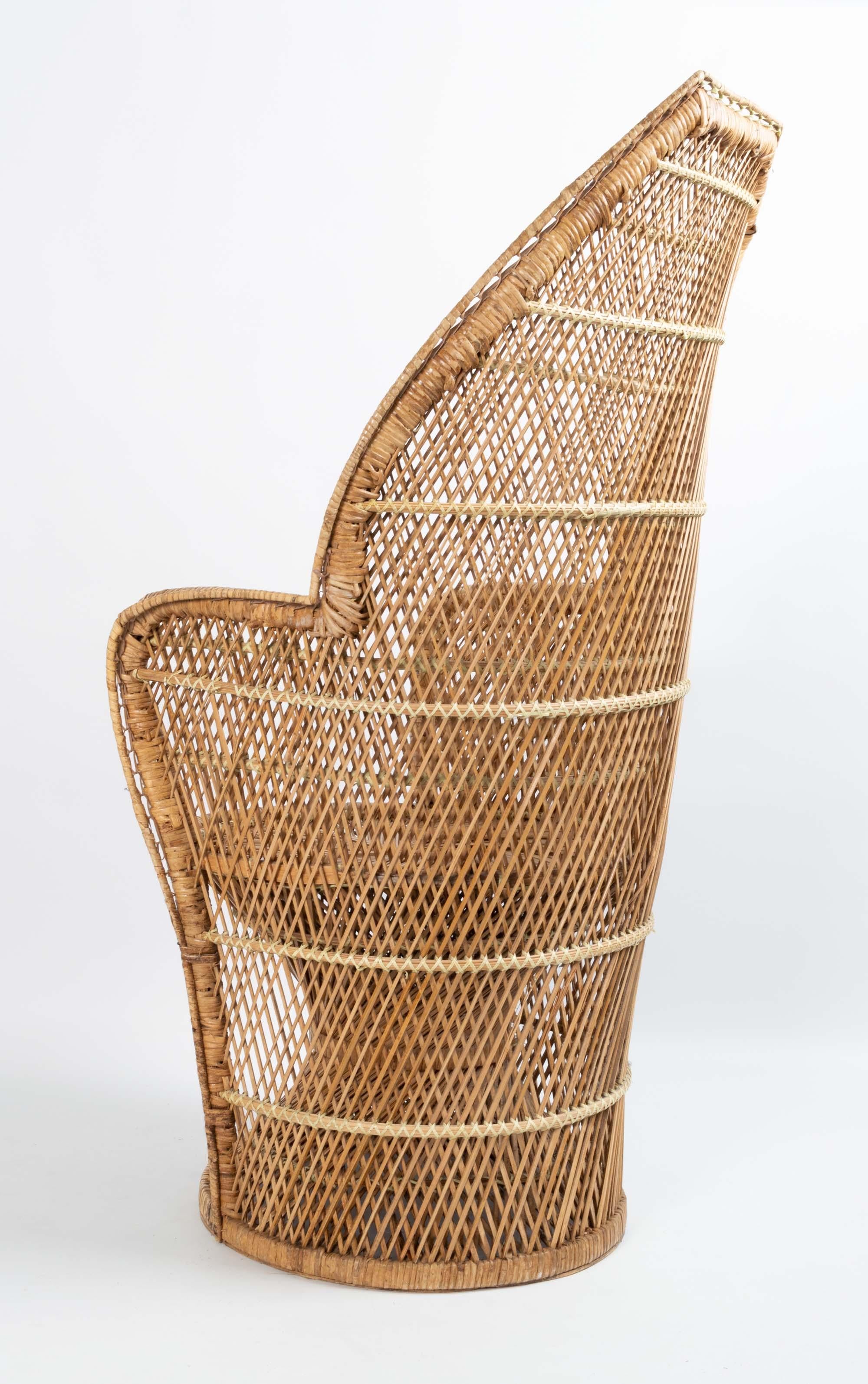 20th Century Mid Century Rattan Wicker Peacock Chair France C.1960 For Sale
