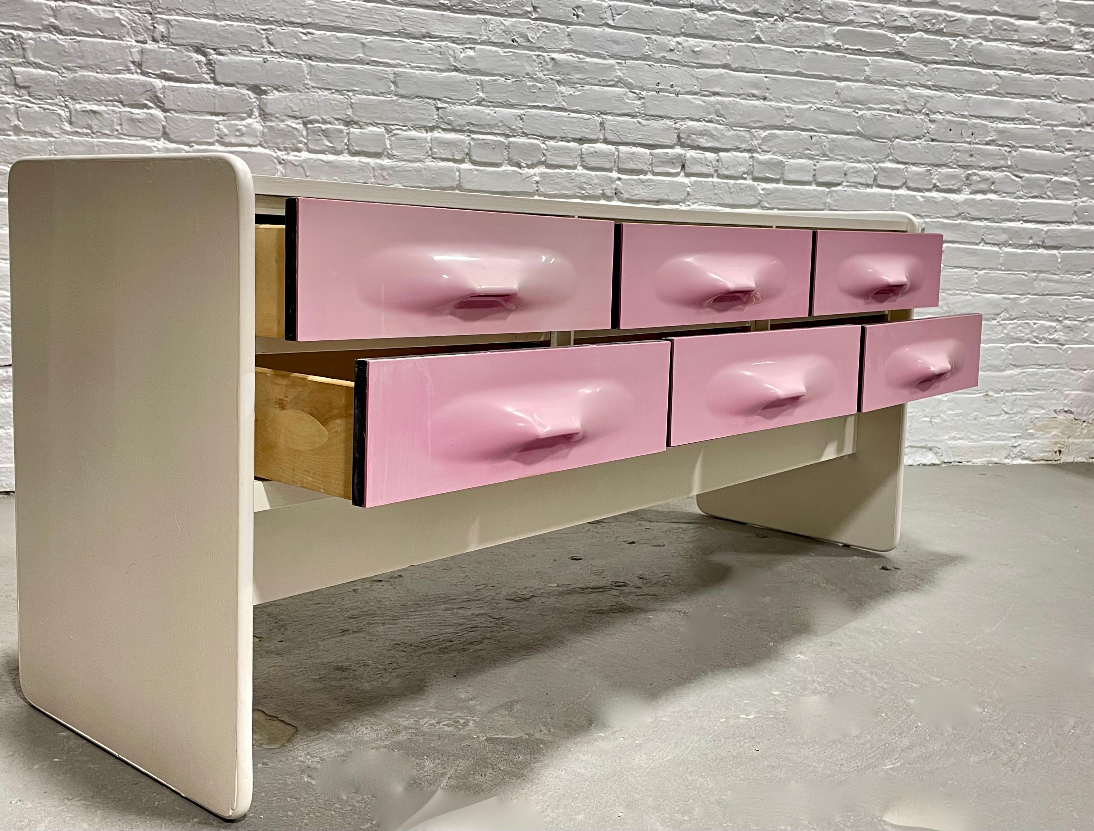 Canadian Midcentury Raymond Loewy Styled Molded Long Dresser by Giovanni Maur for Trecor