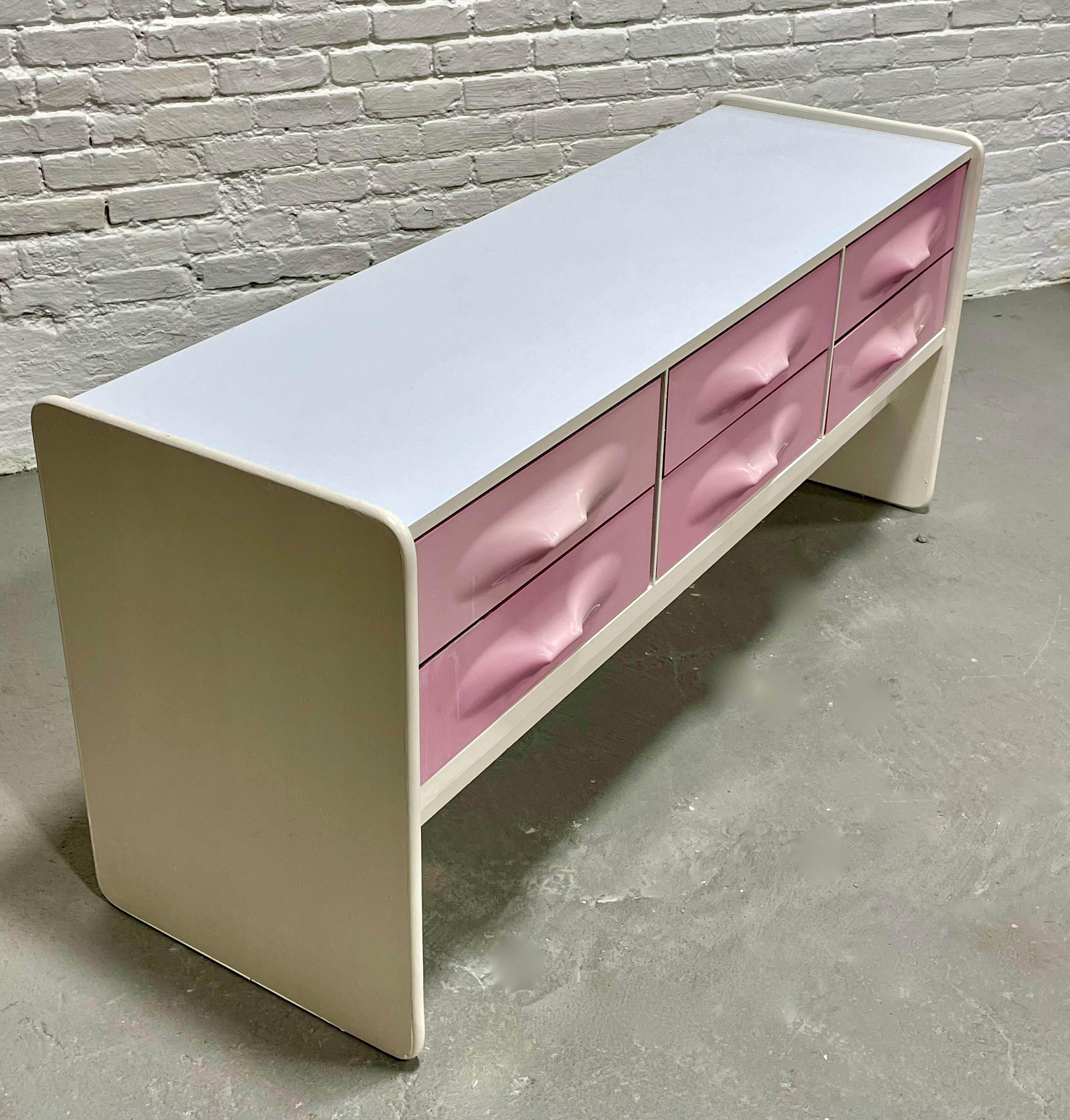 Midcentury Raymond Loewy Styled Molded Long Dresser by Giovanni Maur for Trecor 2