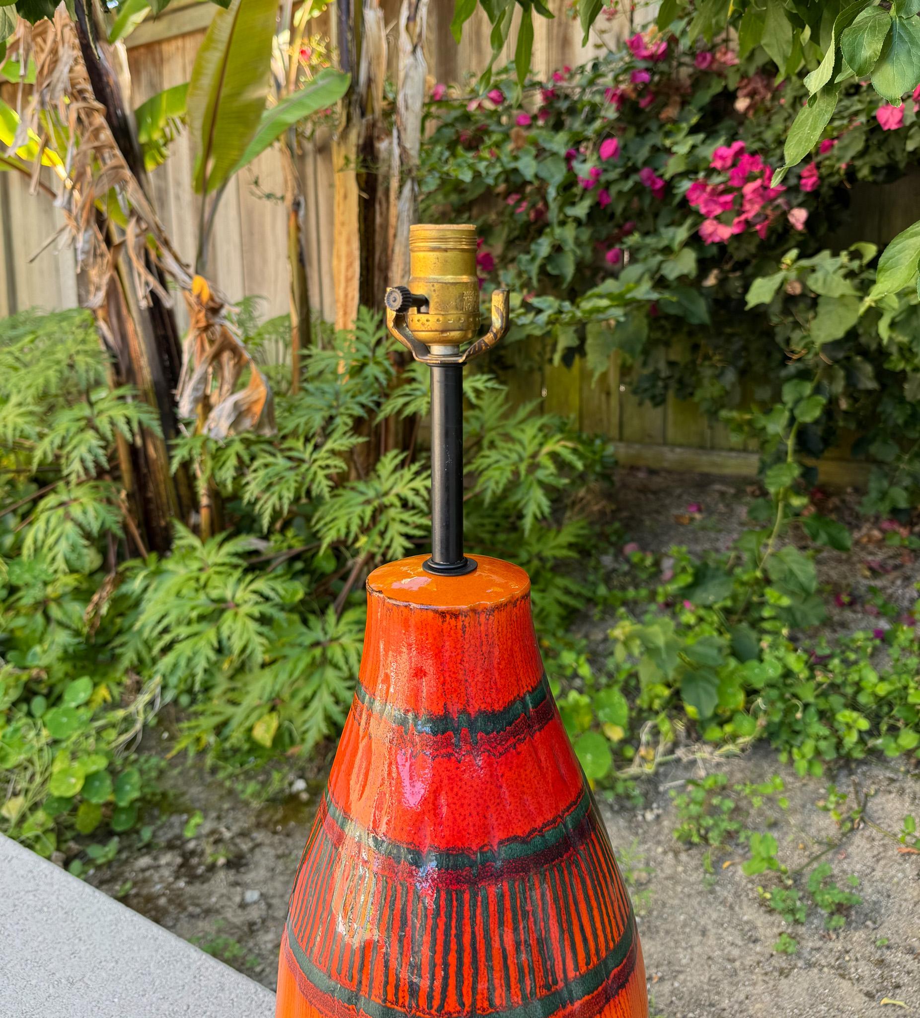 Lámpara de cerámica Raymor de mediados de siglo, c.1960 Cerámico en venta