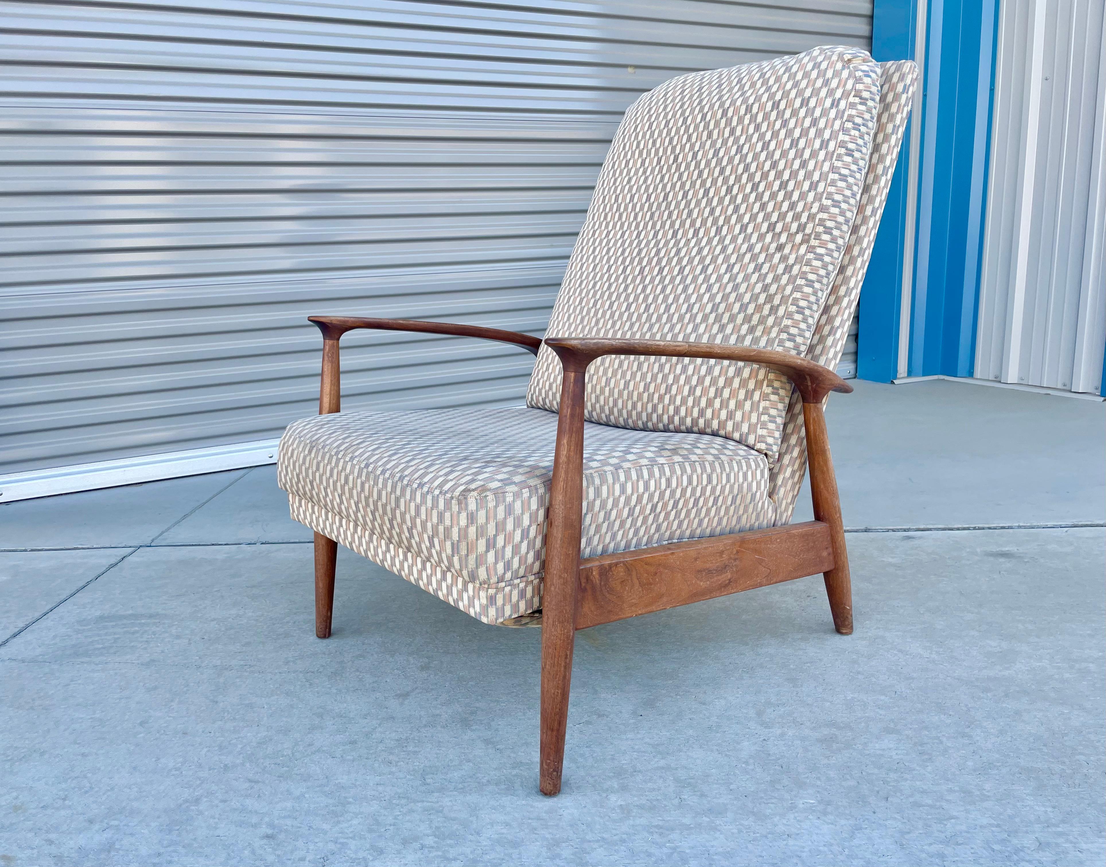 American Mid-Century Recliner by Milo Baughman for Thayer Coggin For Sale