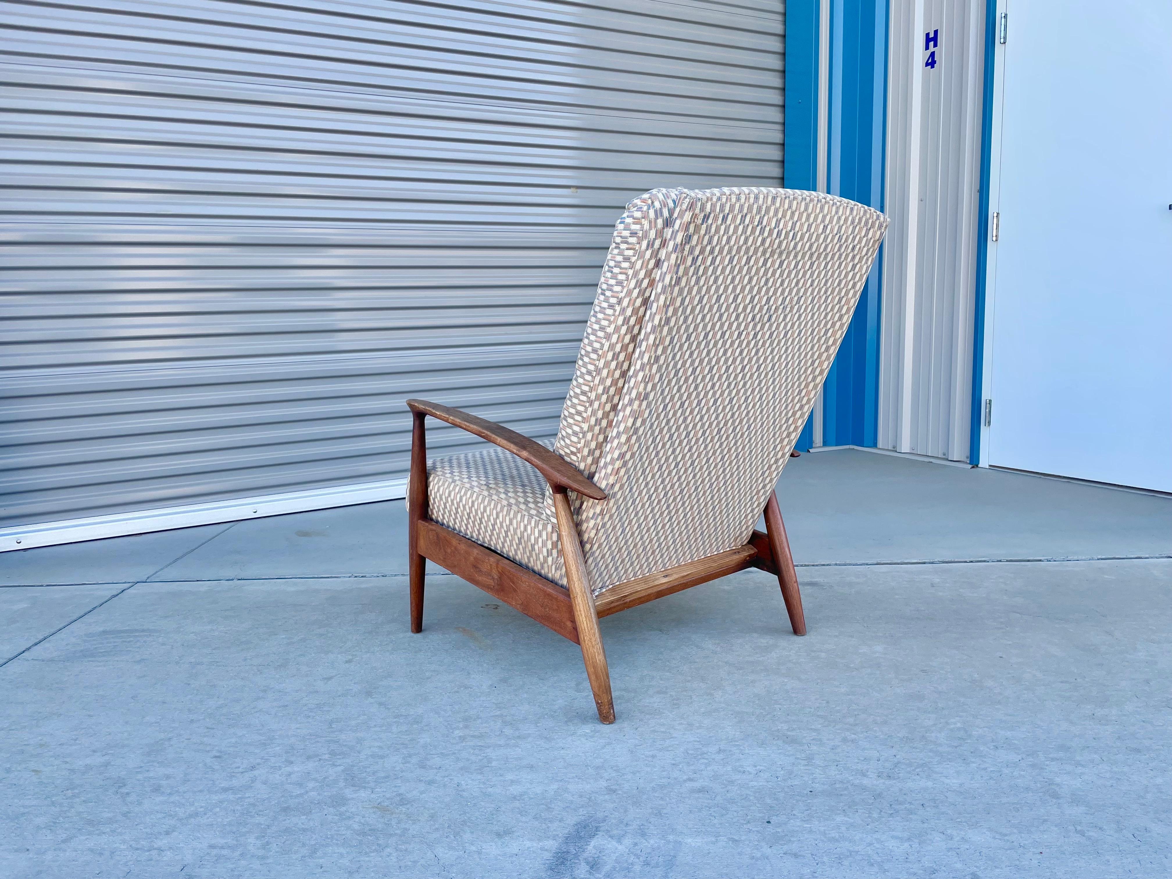 Mid-20th Century Mid-Century Recliner by Milo Baughman for Thayer Coggin For Sale