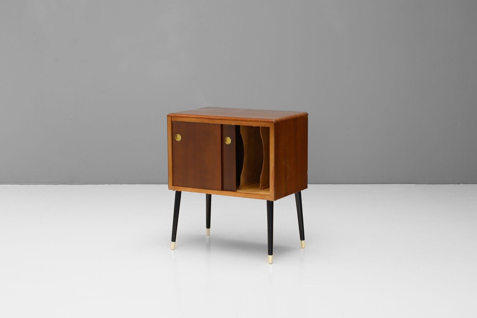 Mid-Century Record Cabinet In Good Condition For Sale In London, England
