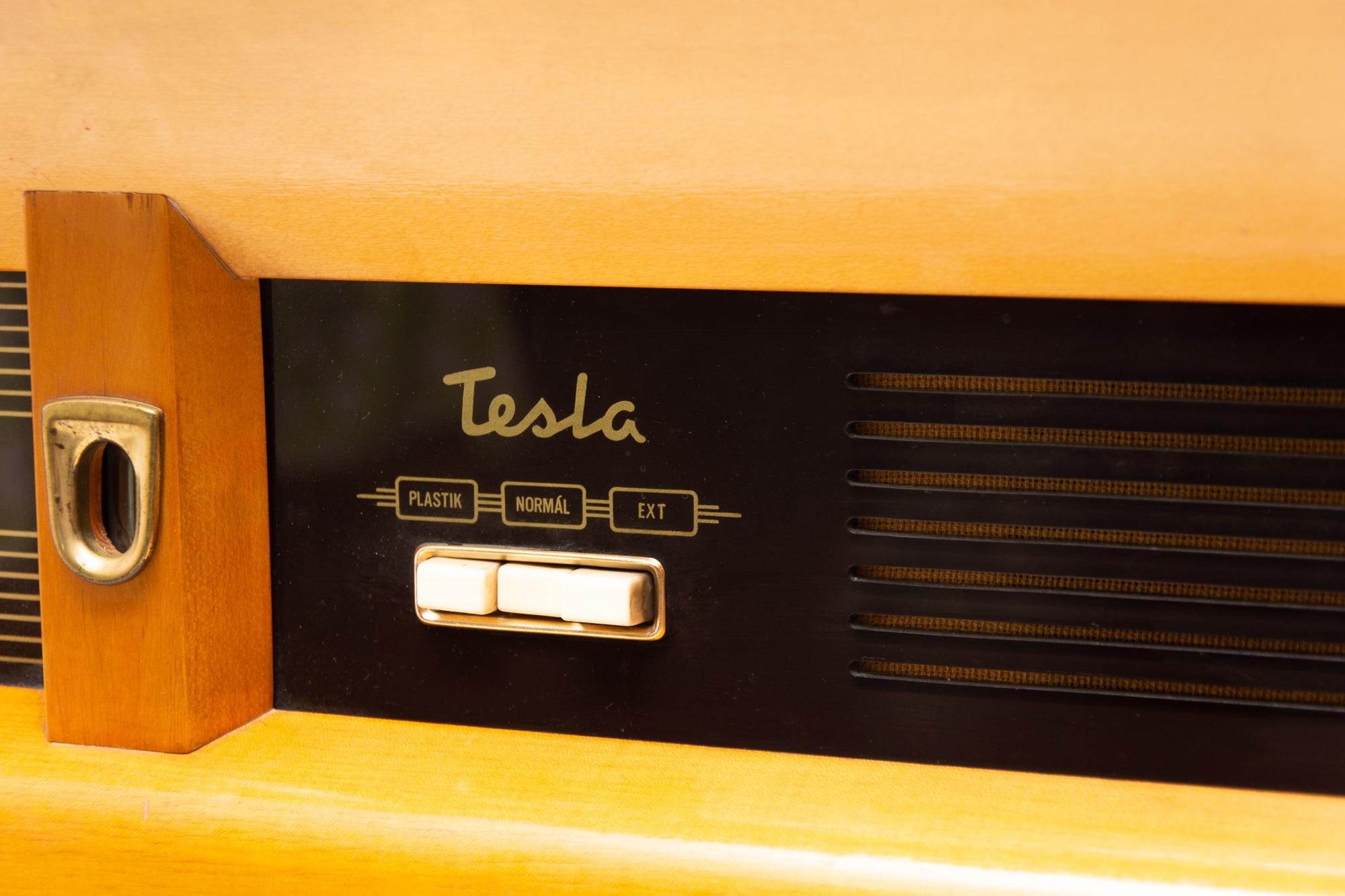 Mid century Record player and radio TESLA, Czechoslovakia, 1950´s 1