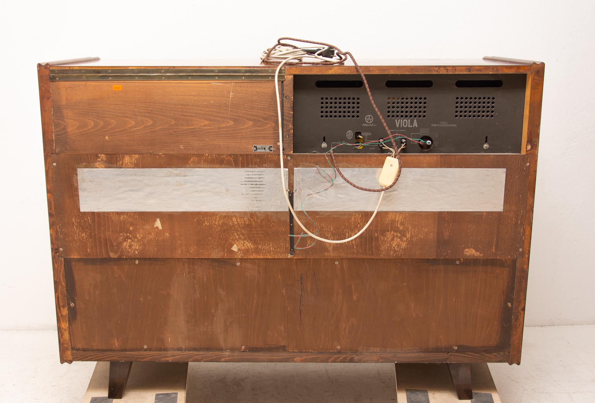 Mid century Record player and radio TESLA, Czechoslovakia, 1950´s 9