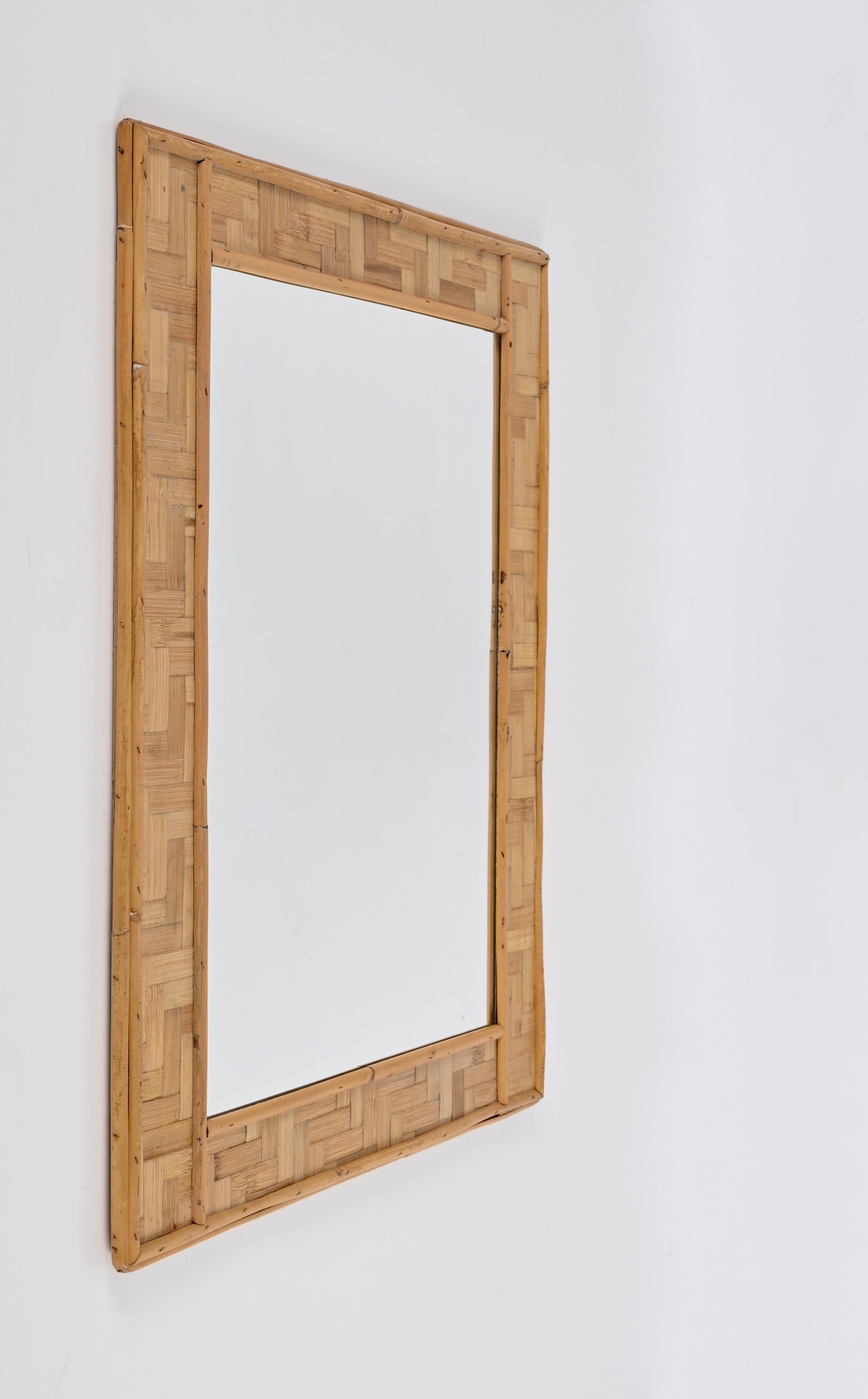 Midcentury Rectangular Bamboo and Woven Rattan Frame Italian Mirror, 1960s In Good Condition For Sale In Roma, IT