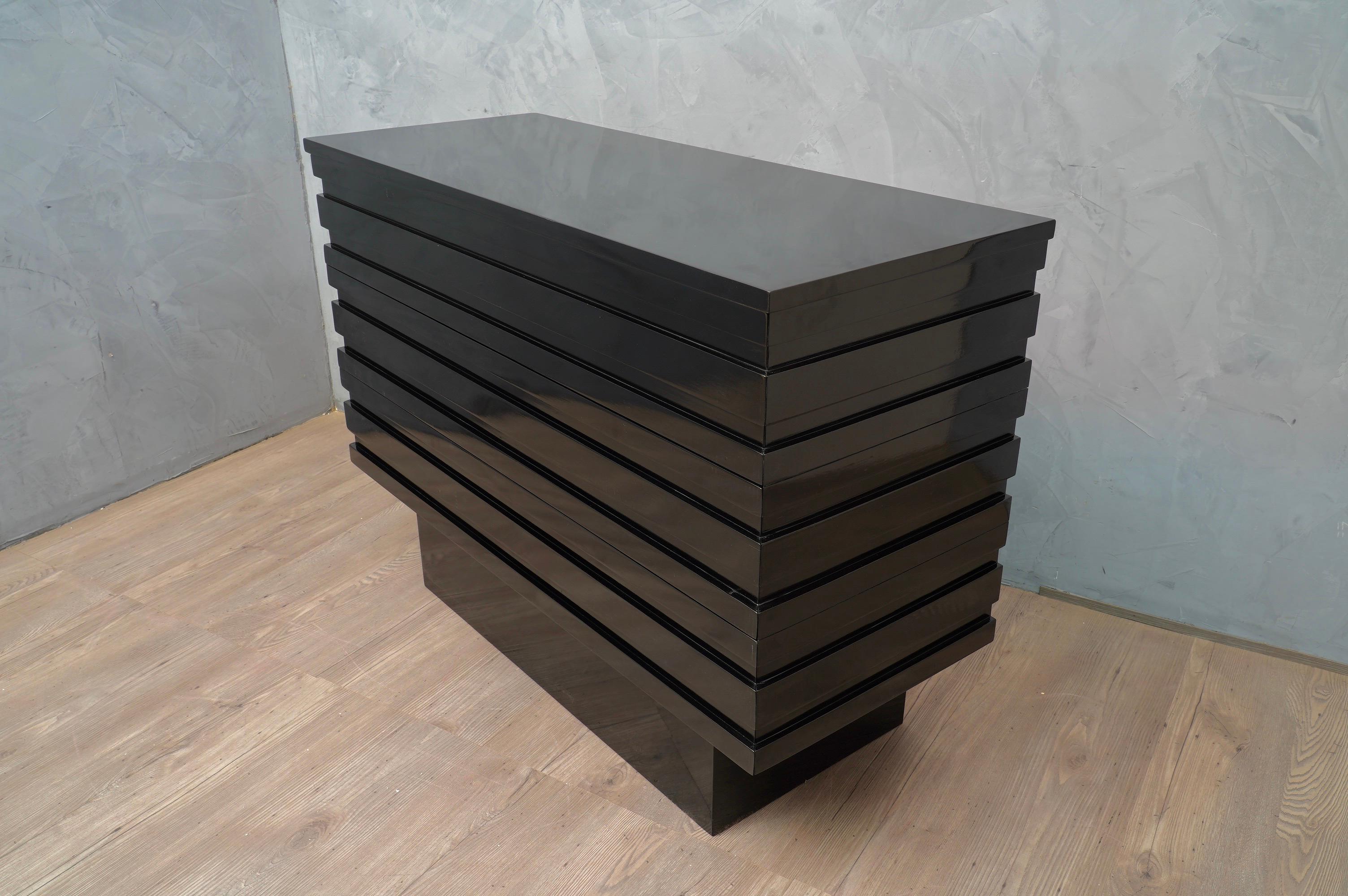 Mid Century Rectangular Black Wood Chest of Drawers, 1960 In Good Condition In Rome, IT