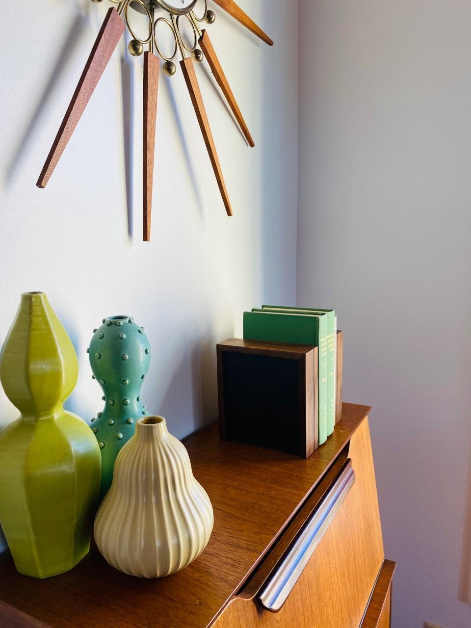 Mid Century Rectangular Bookends by DAPCO In Good Condition For Sale In San Diego, CA