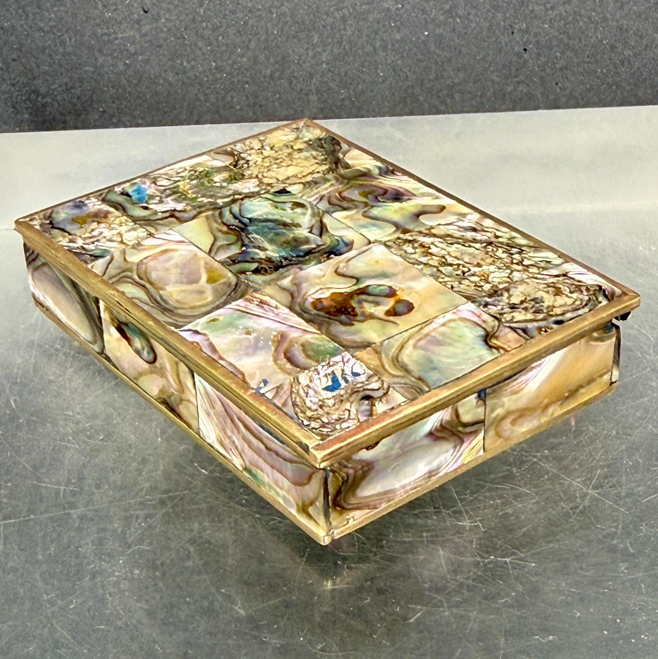 Mid-century Rectangular Brass And Shell Jewelry T… - image 11