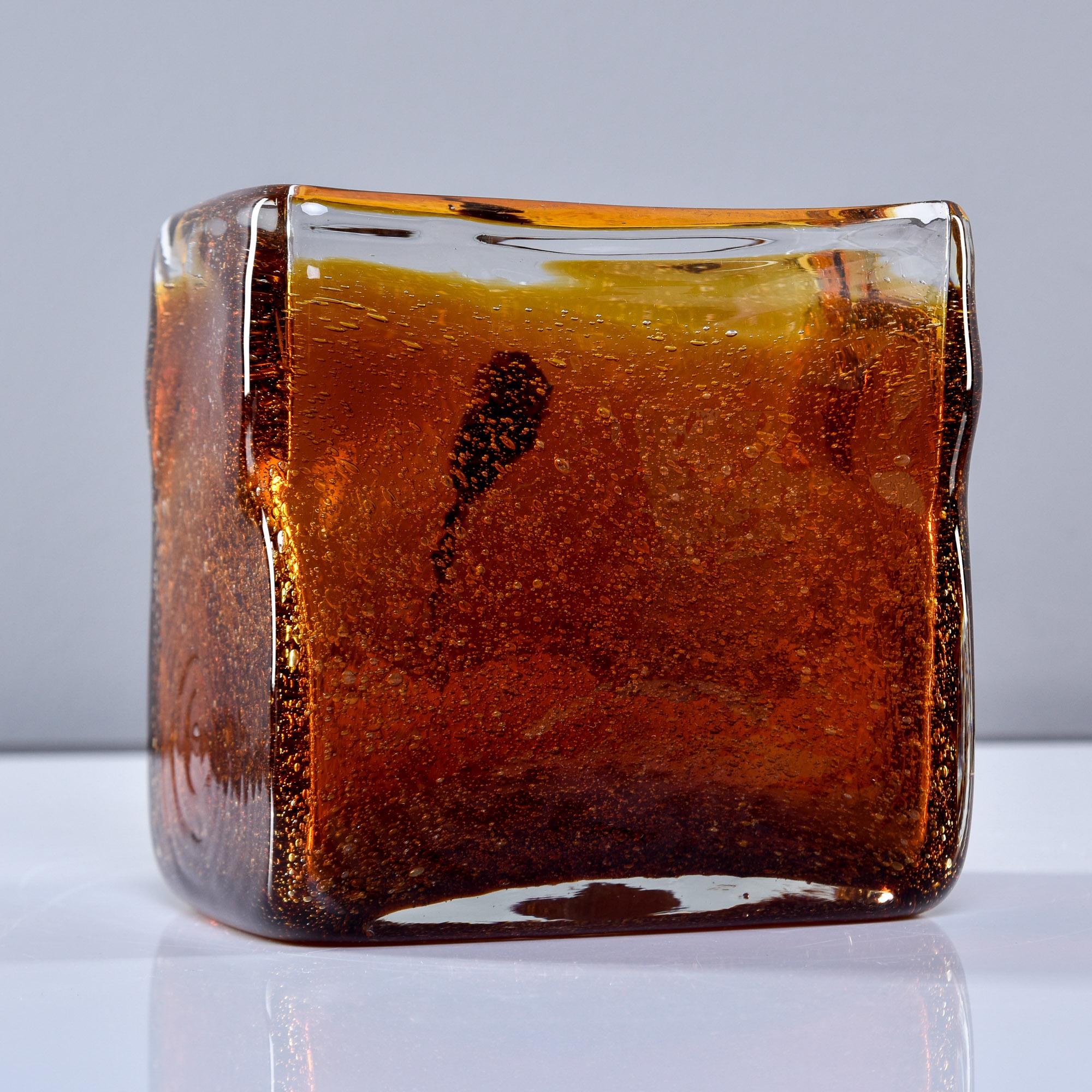Vetro di Murano Vaso di Murano rettangolare di metà secolo, ambra scura in vendita