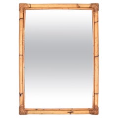 Espejo rectangular de mediados de siglo en ratán, bambú y mimbre, Italia Años 70