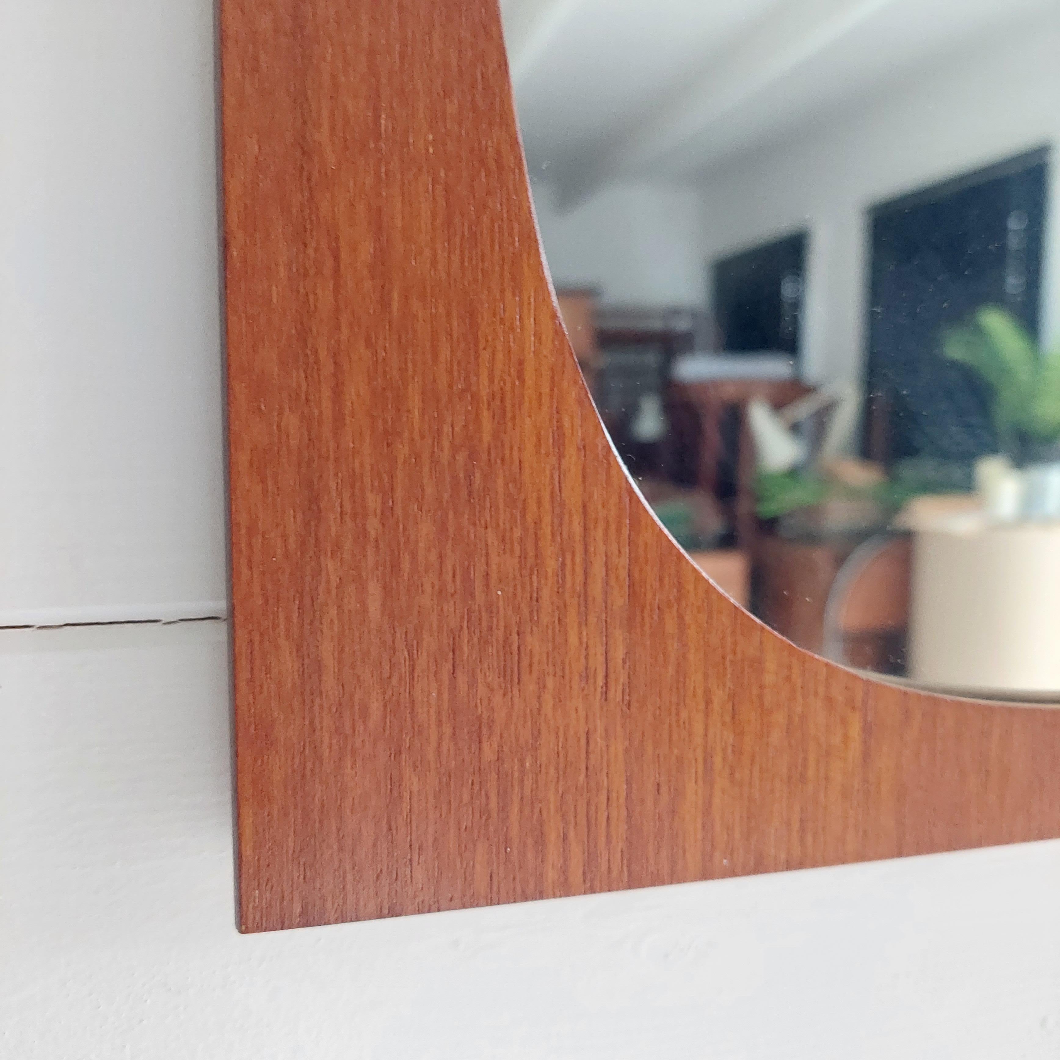 Mid Century Rectangular Teak Plywood Framed Wall Mirror with Oval Glass, 1960s For Sale 5
