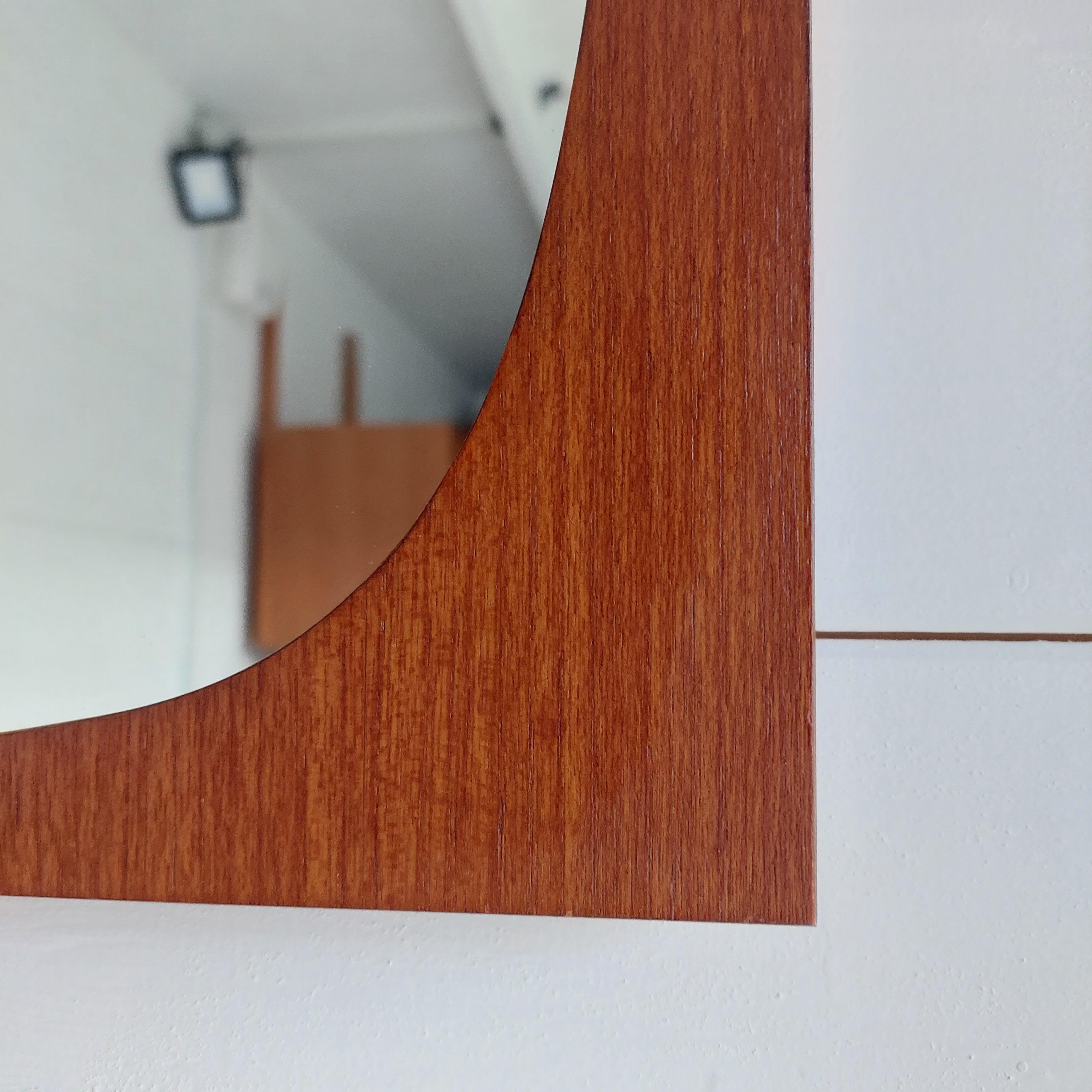 Mid Century Rectangular Teak Plywood Framed Wall Mirror with Oval Glass, 1960s In Good Condition For Sale In Leamington Spa, GB