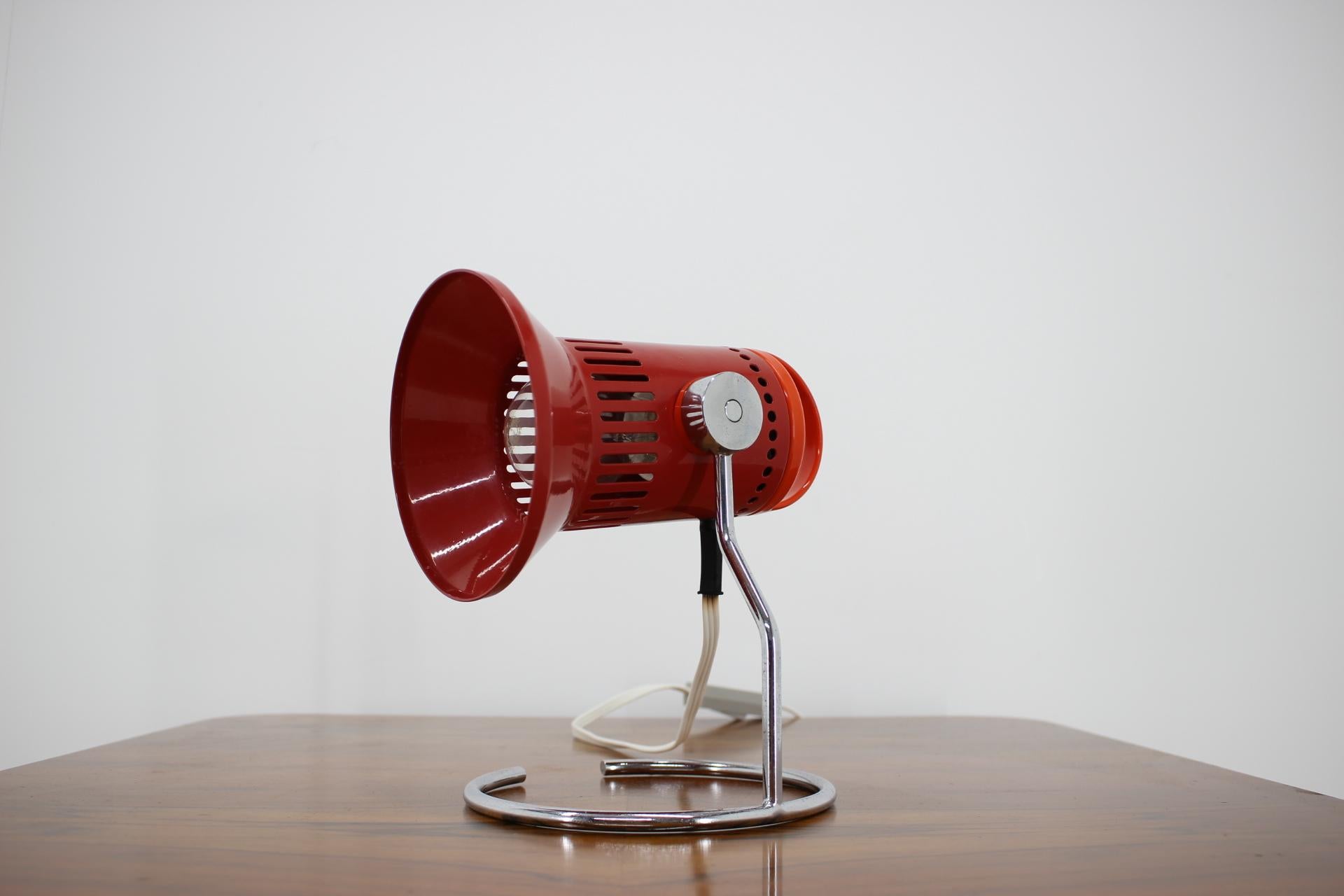 Midcentury Red Adjustable Table Lamp, 1980s In Good Condition In Praha, CZ