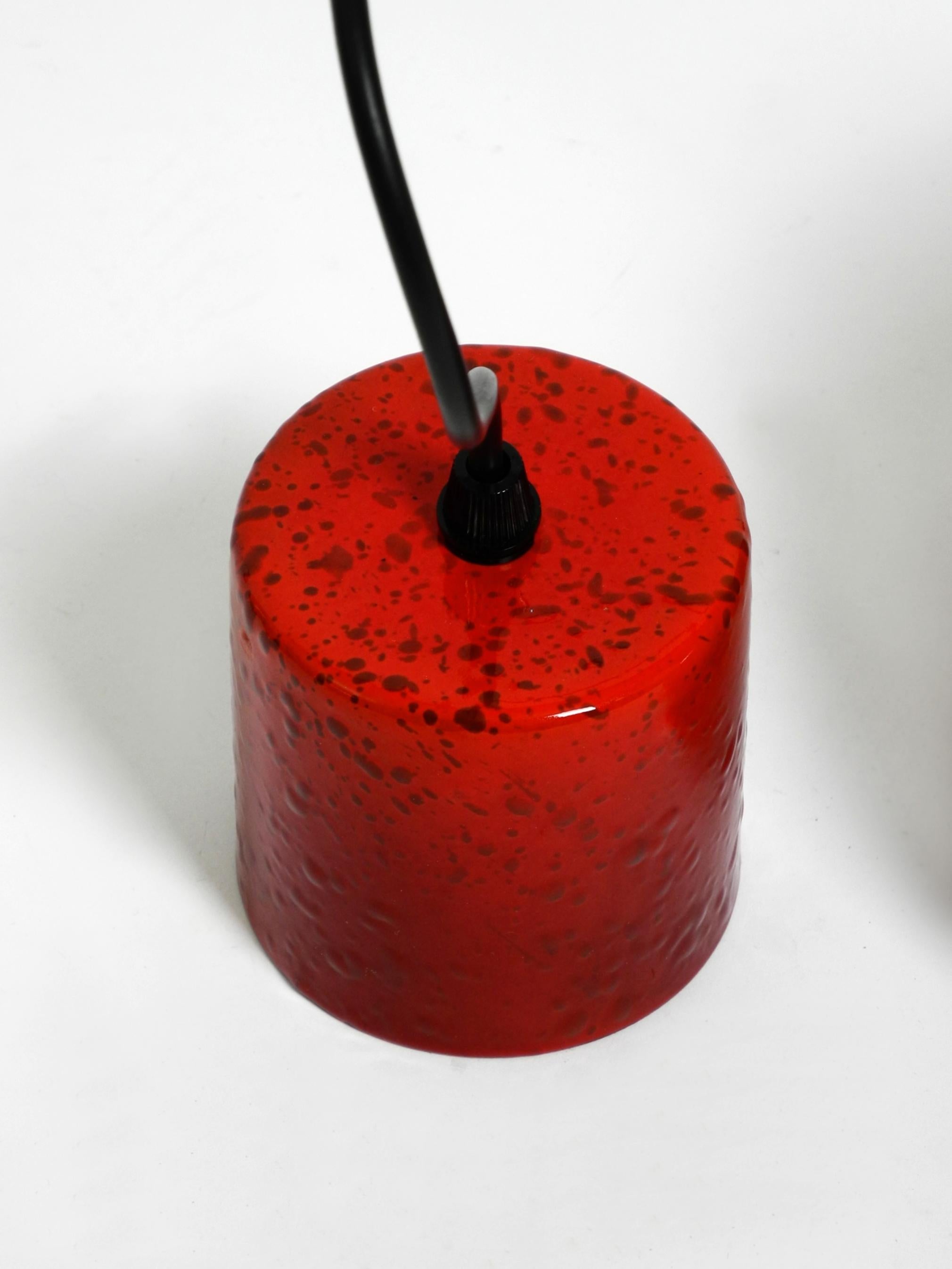 Mid Century red and black small enameled pendant lamp with original canopy For Sale 1