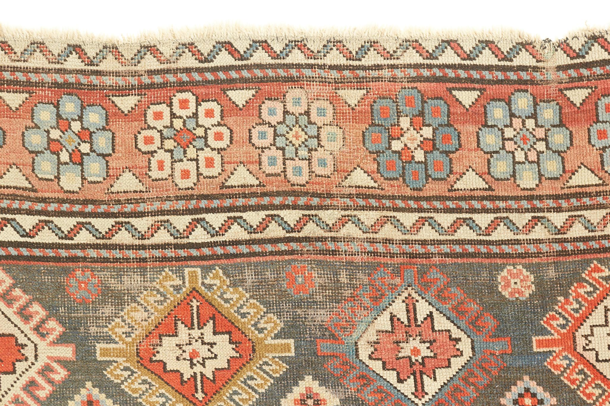 Tappeto in lana a trama piatta rosso e blu di metà secolo in vendita 1