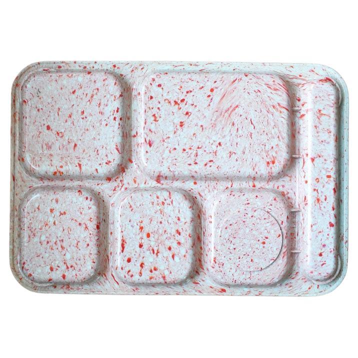 Mid Century Red and Orange Vintage Splatter Confetti Lunch Trays, Set of 4 In Good Condition For Sale In Oklahoma City, OK