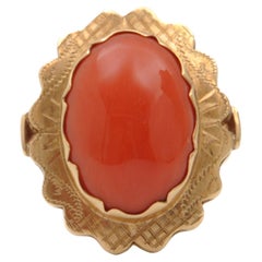 Vintage 14 Karat Gold Natural Coral Oval-Shaped Ring