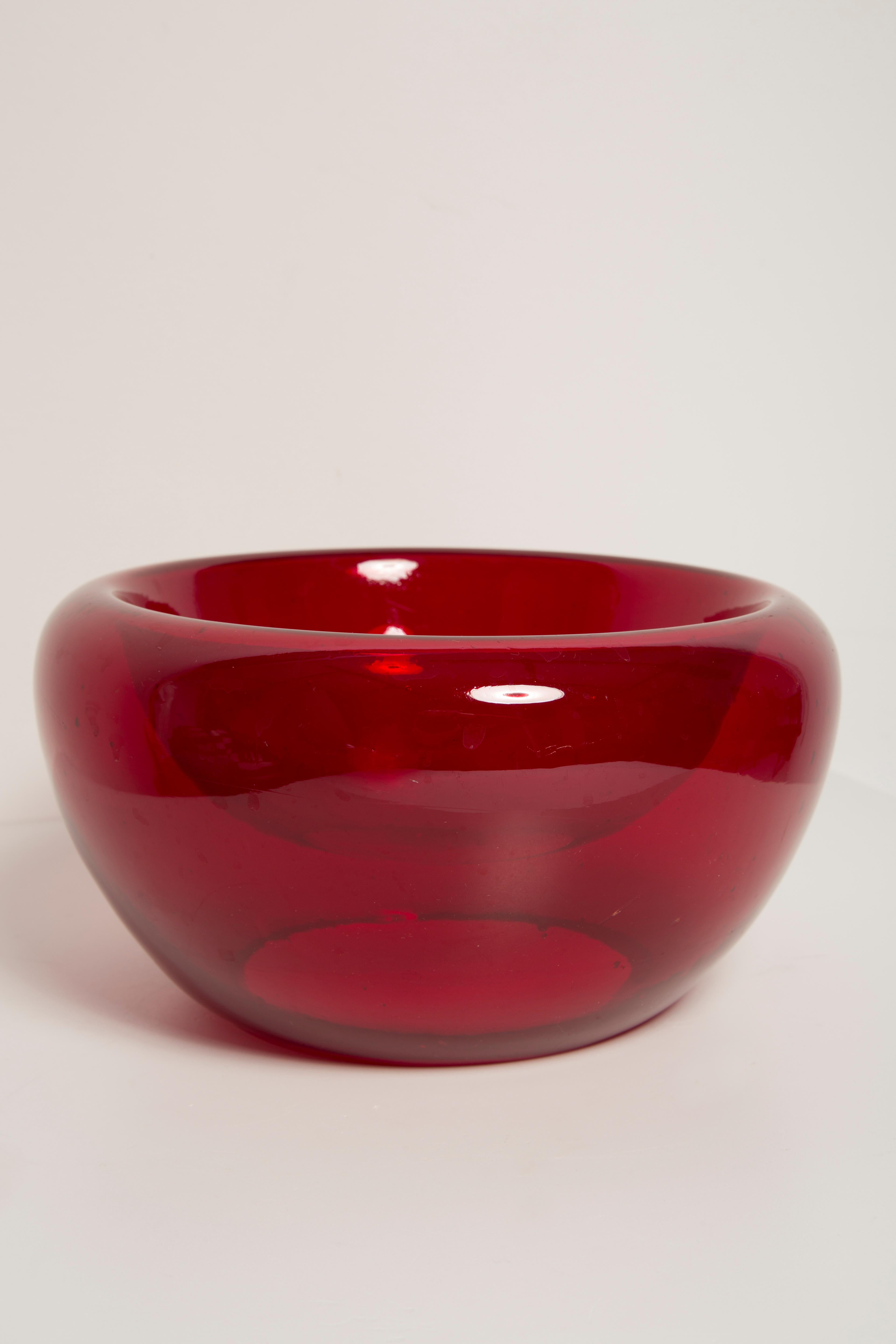 Ceramic Mid Century Red Decorative Murano Round Glass Bowl Plate, Italy, 1960s For Sale