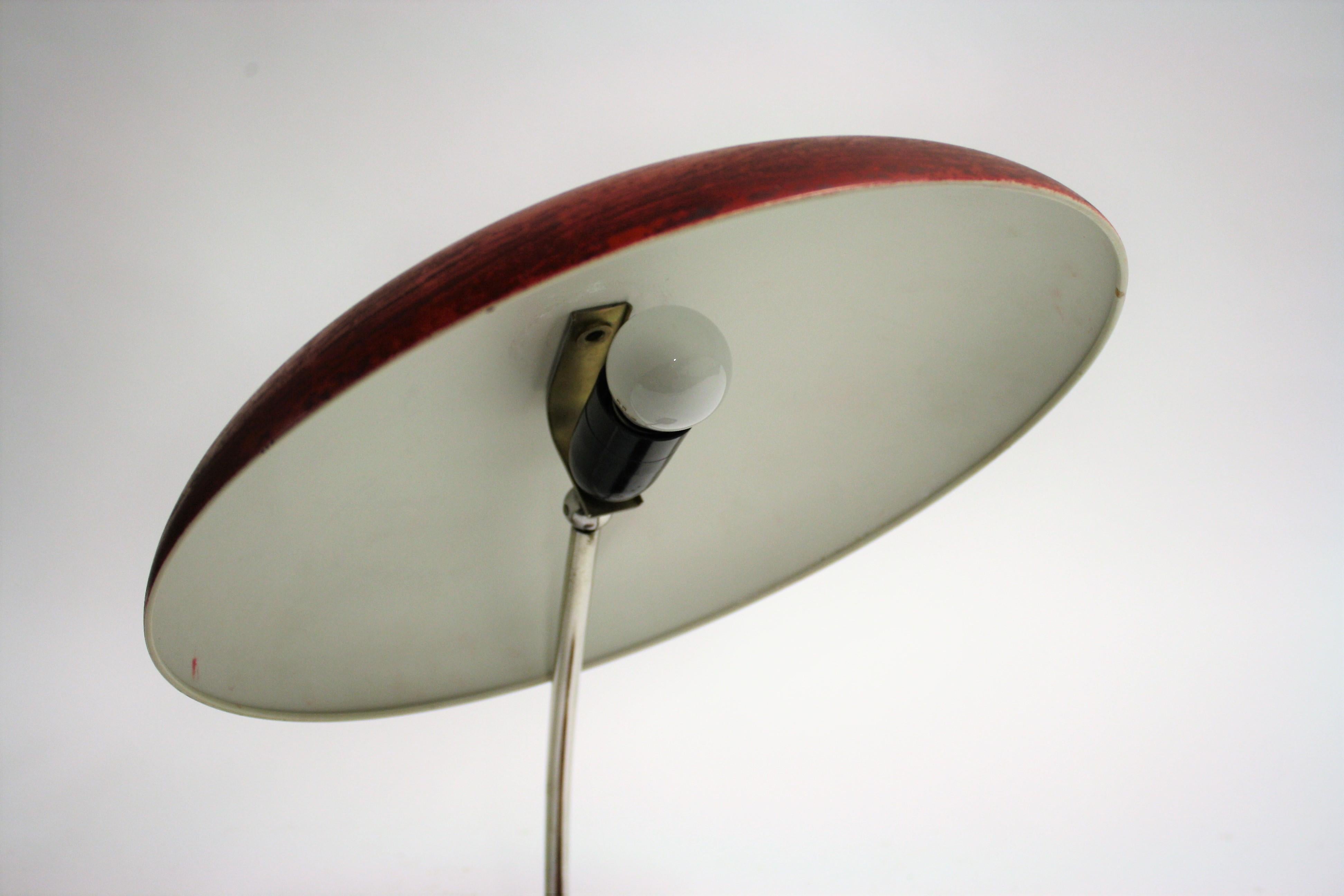 Midcentury Red Desk Lamp, 1950s In Good Condition In HEVERLEE, BE