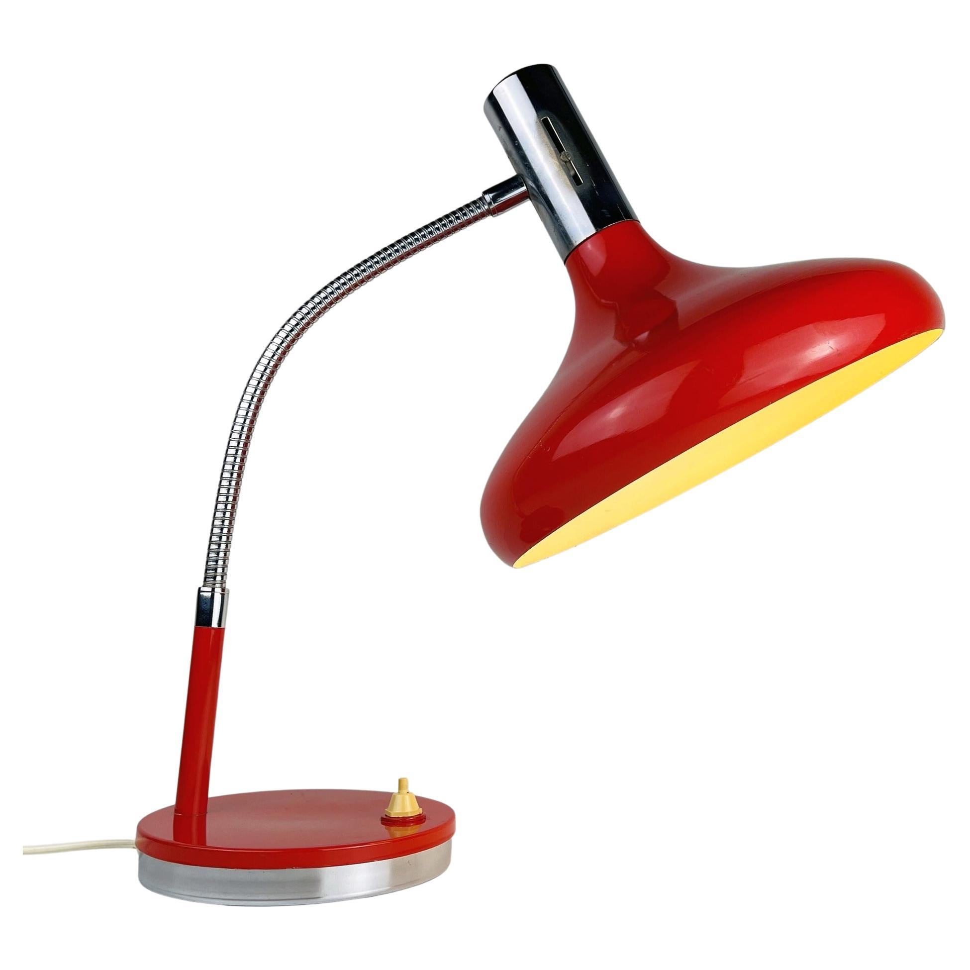 Lampe de bureau rouge mi-siècle, Italie, années 1970