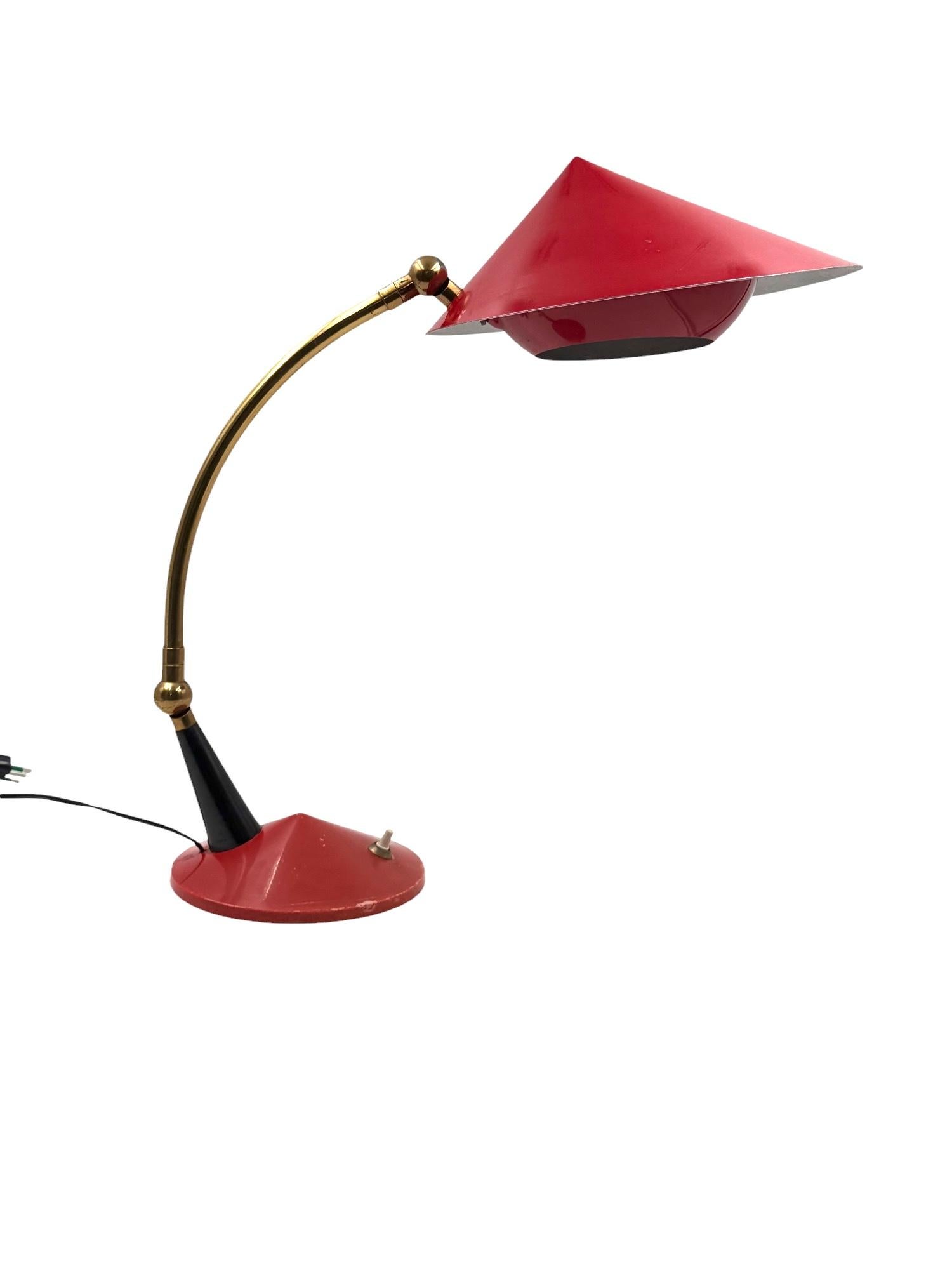 Rote Schreibtischlampe aus der Mitte des Jahrhunderts, Stilux Mailand Italien 1960 ca. im Angebot 9