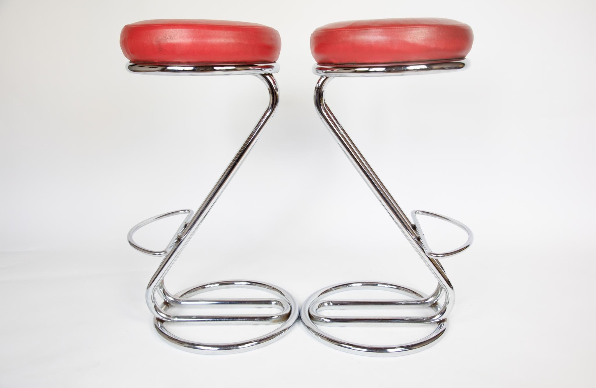 Italian Mid Century Modern  Diner Bar Stools Red Faux Leather, Chrome, Italy, 1950s