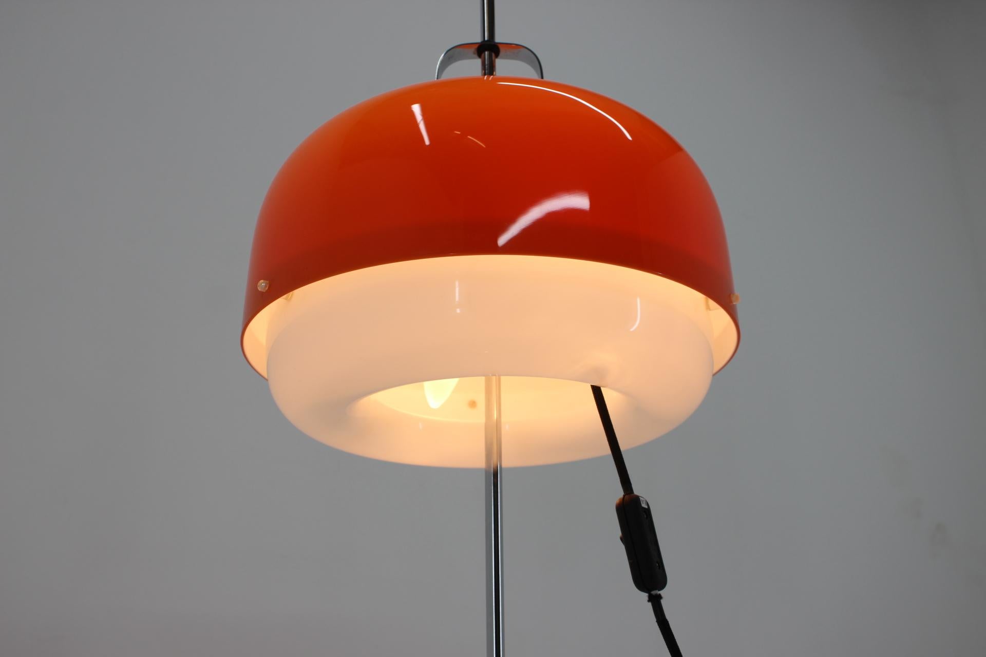 Croatian Midcentury Red Floor Lamp by Meblo Designed by Harvey Guzzini, Italy, 1970s