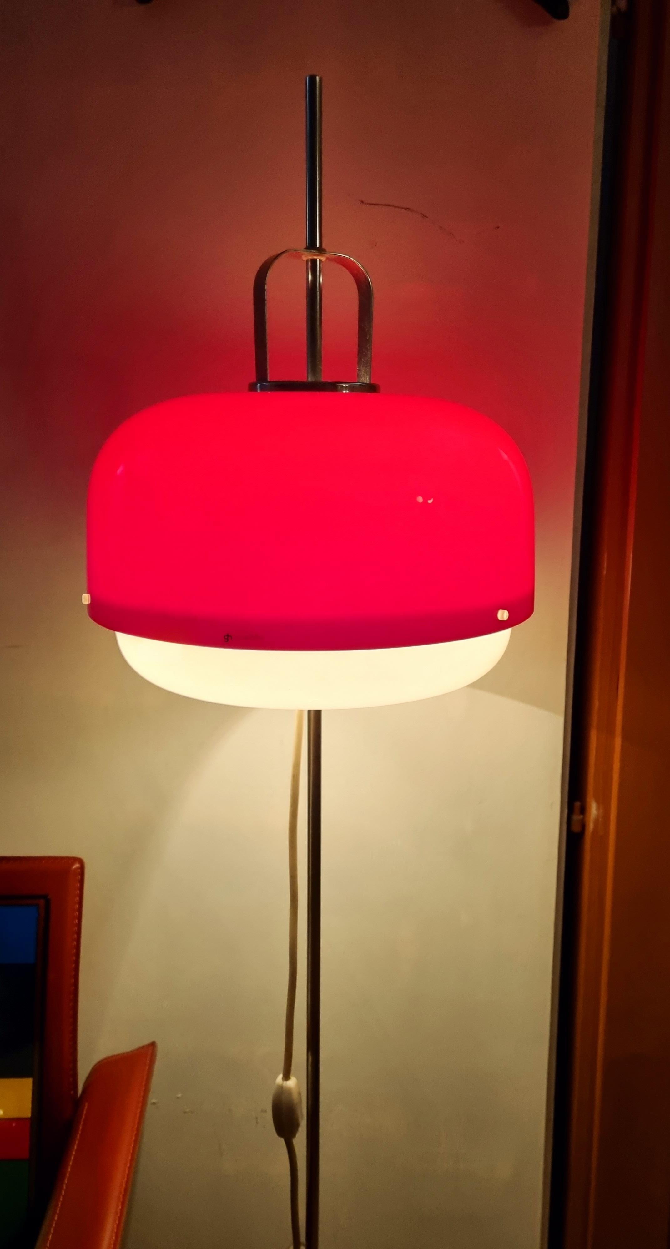 Mid Century Red Floor Lamp Medusa, Designed by Luigi Massoni, Guzzini Italy 70s In Good Condition In Lucija, SI