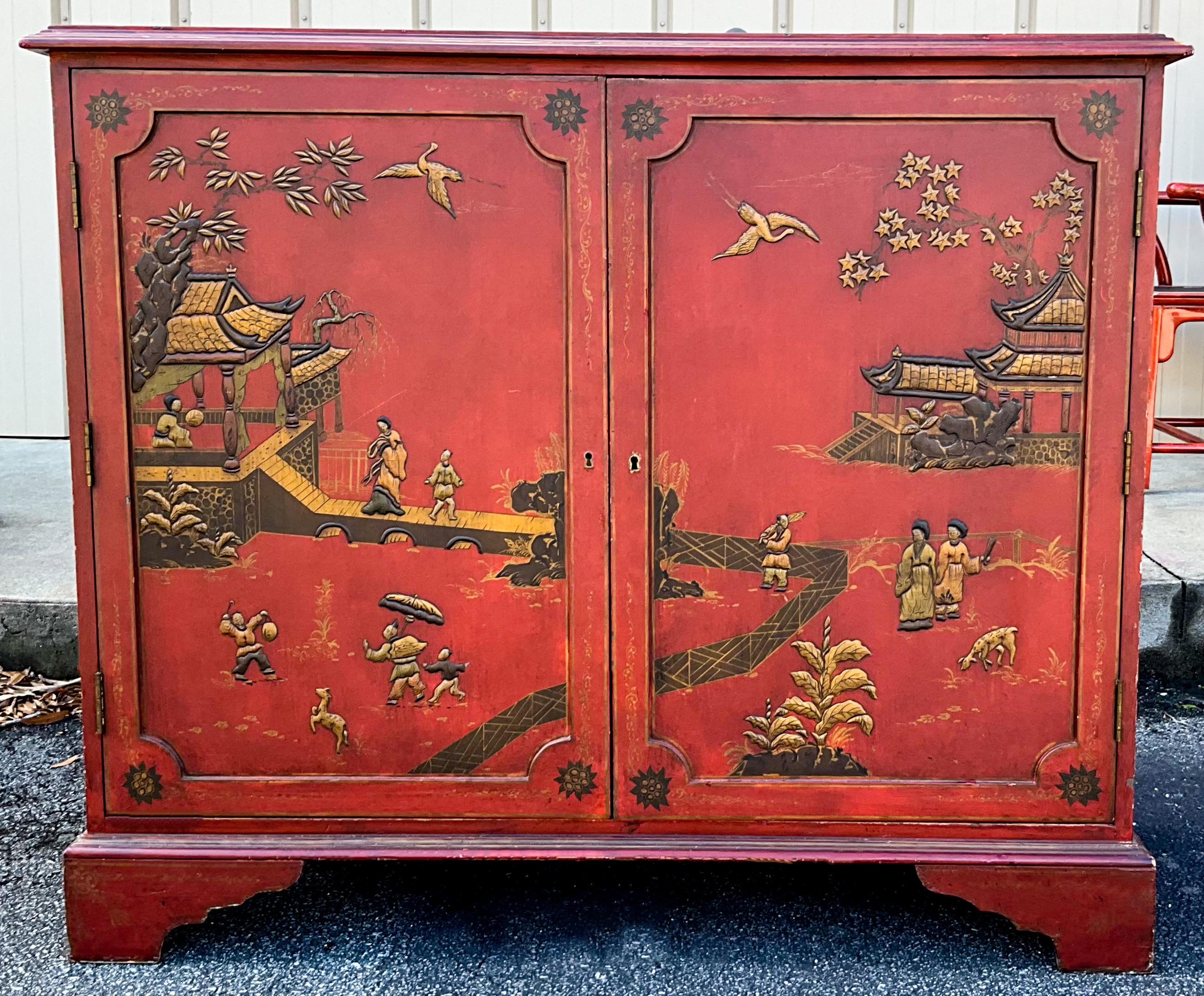 Mid-Century Red Georgian Style Chinoiserie Cabinet In Good Condition In Kennesaw, GA