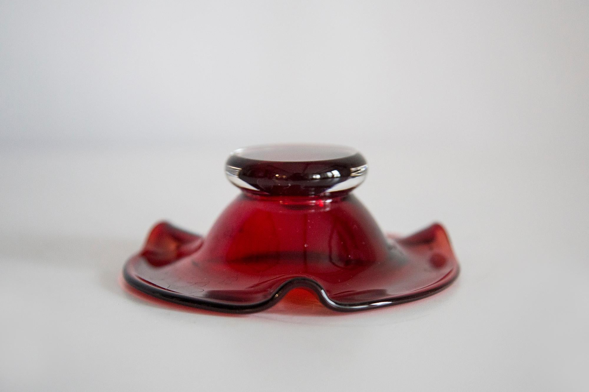 Mid Century Red Glass Ashtray Bowl, Italy, 1970s For Sale 2