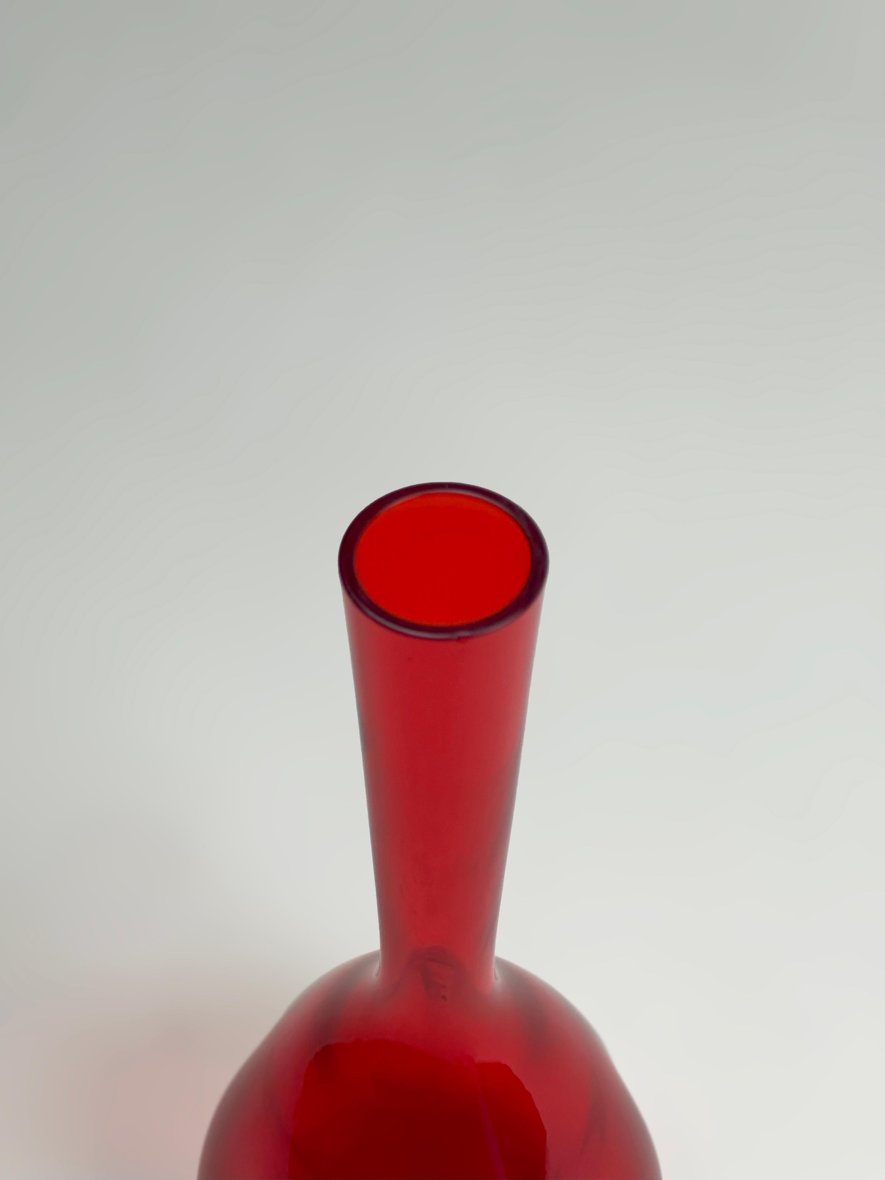 Jarrón melón de cristal rojo de mediados de siglo, Martti Rytkönen para Elme Glasbruk, Suecia Sueco en venta