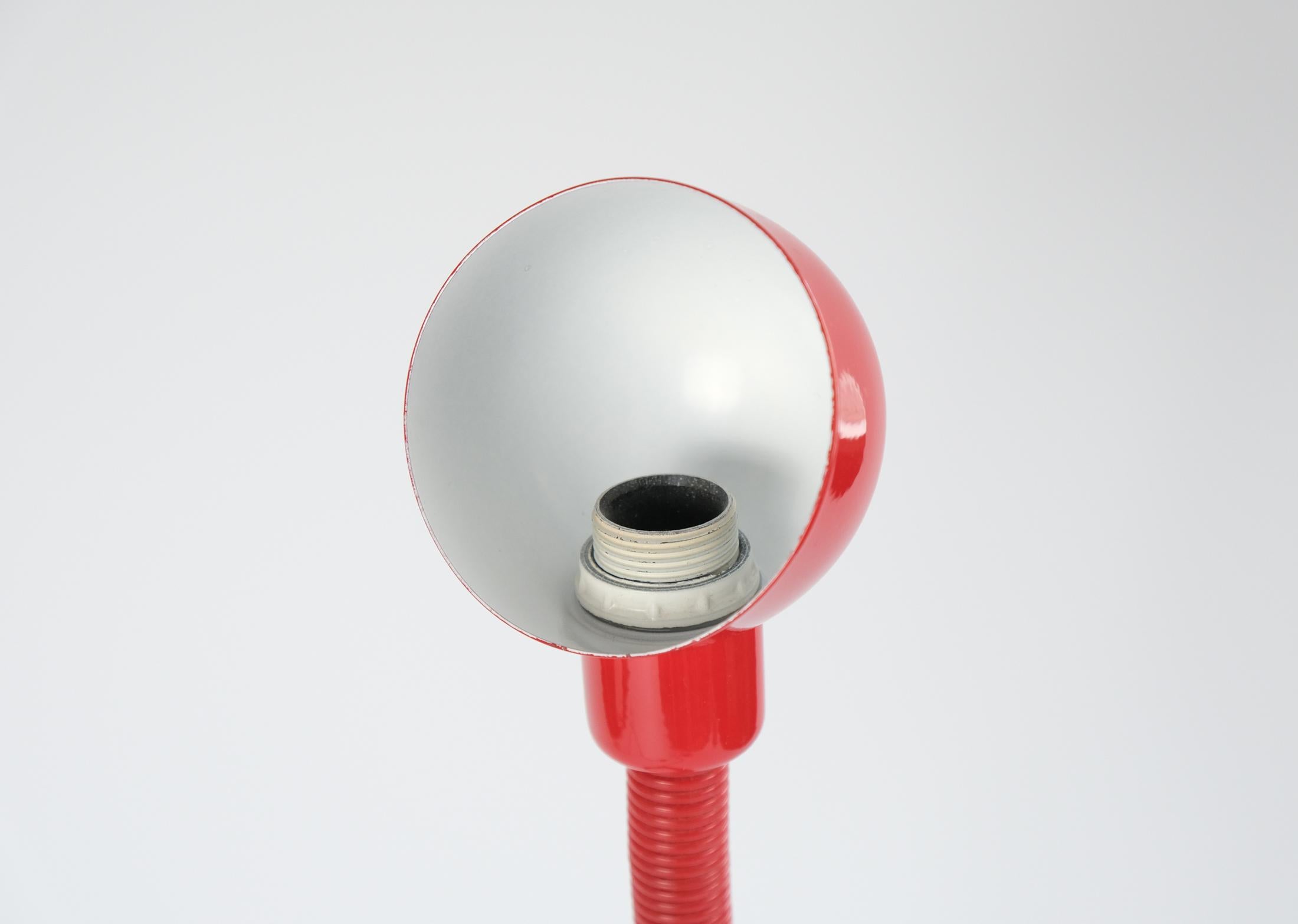Verstellbare Mid-Century-Tischlampe „Hebi“, rot, Valenti, 1970er Jahre im Angebot 1