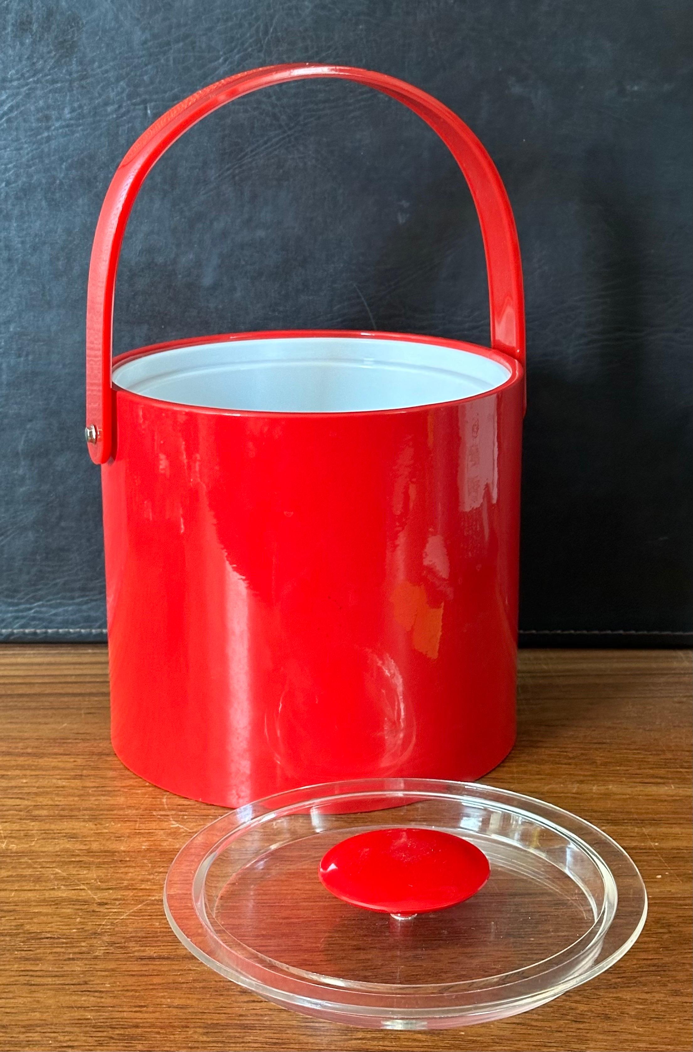 Mid-Century Red Ice Bucket by Georges Briard In Good Condition In San Diego, CA