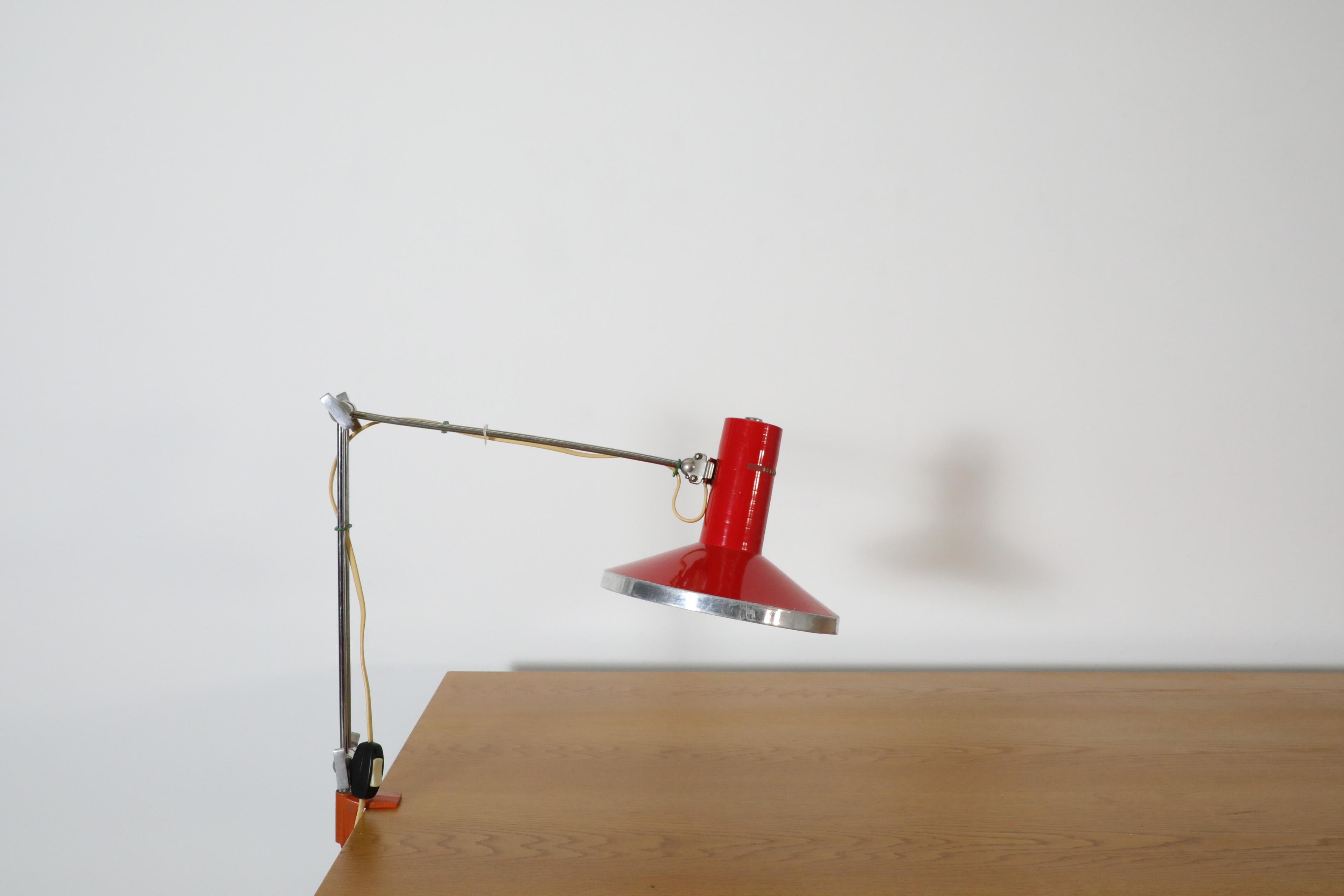 Mid-Century Red Industrial Clamp on Drafting Lamp In Good Condition For Sale In Los Angeles, CA
