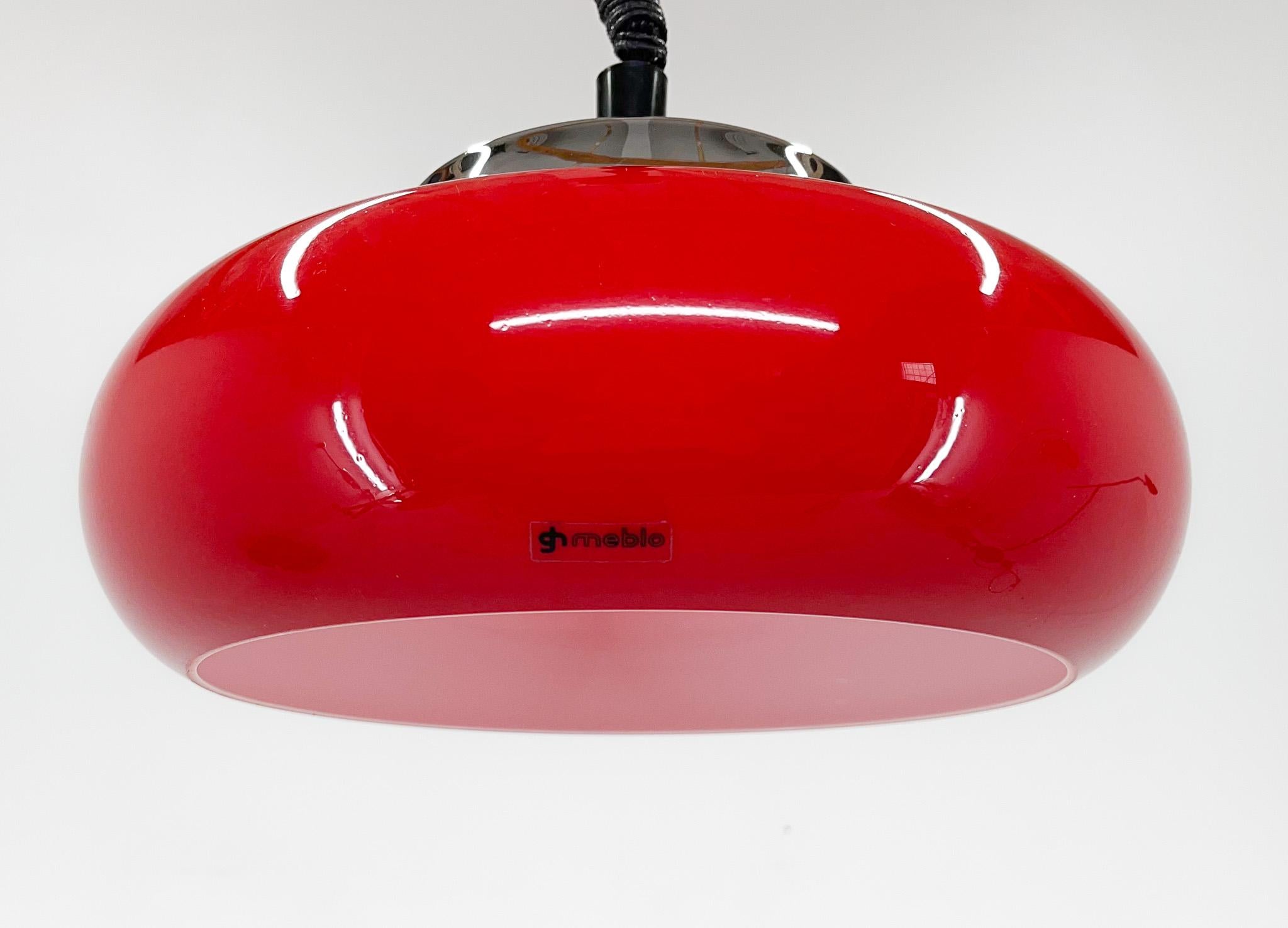 Mid-Century Red Pendant by Harvey Guzzini for Meblo, Italy In Good Condition For Sale In Praha, CZ