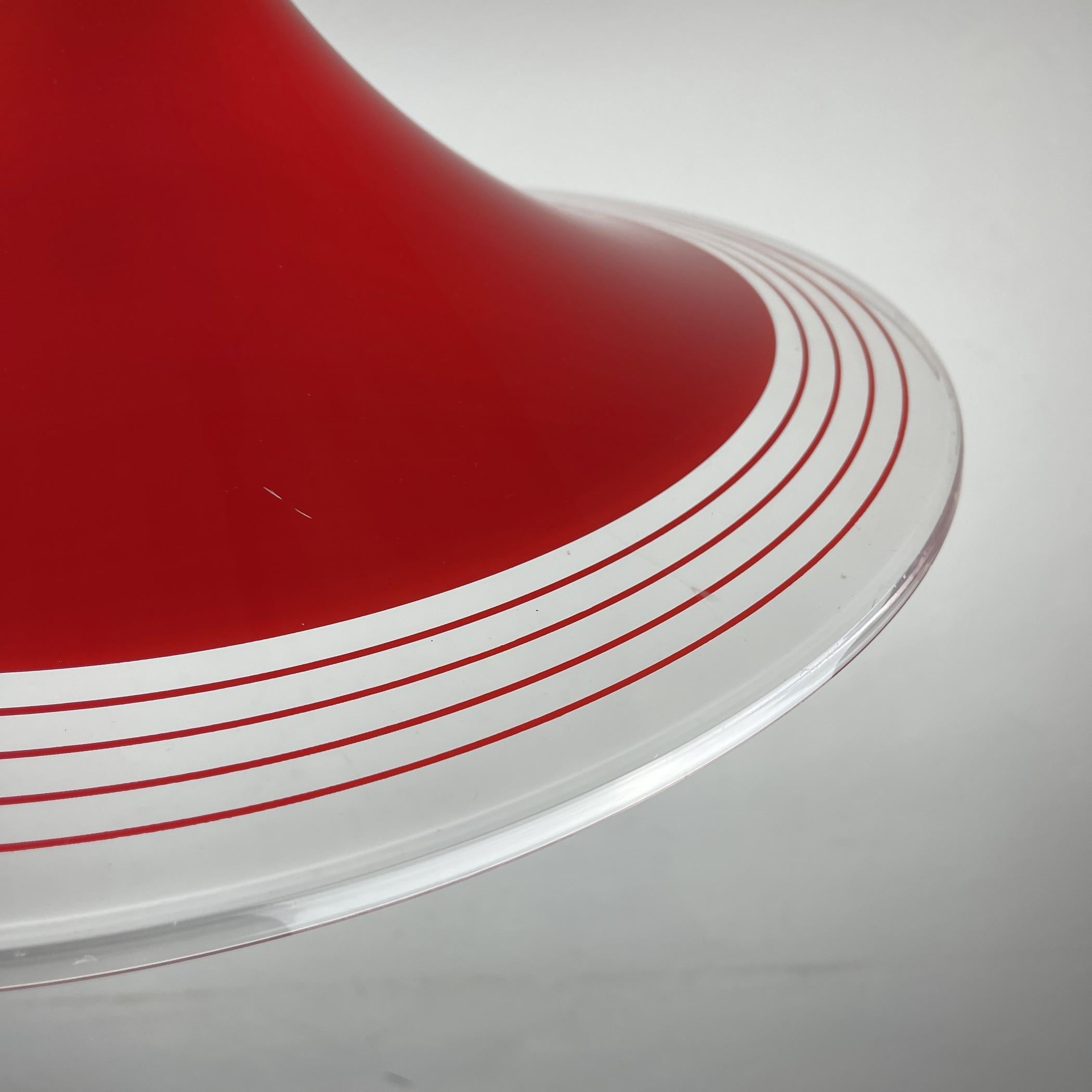 Sloveno Lampada a sospensione in plastica rossa della metà del secolo scorso Albatros Meblo Yugoslavia anni '70 in vendita