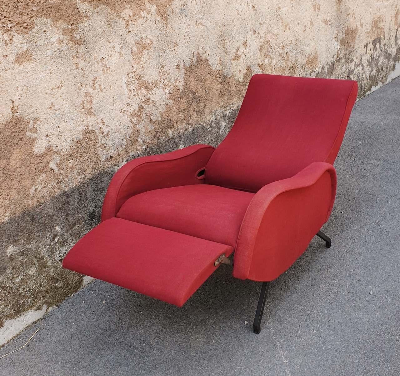 Mid-20th Century Midcentury Red Reclining Armchair, Marco Zanuso Style, Studio Pizzoli Italy 60s For Sale