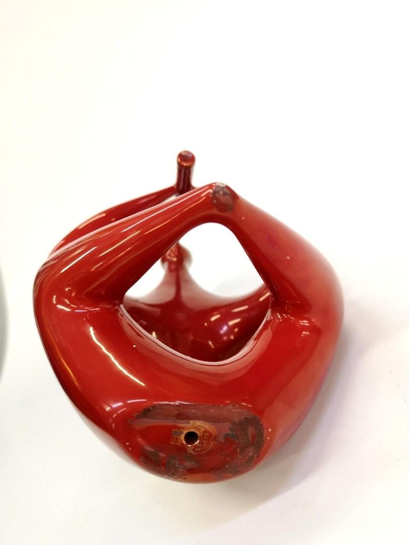 Midcentury Red Sitting Figure Porcelain, from Zsolnay, 1960s 4