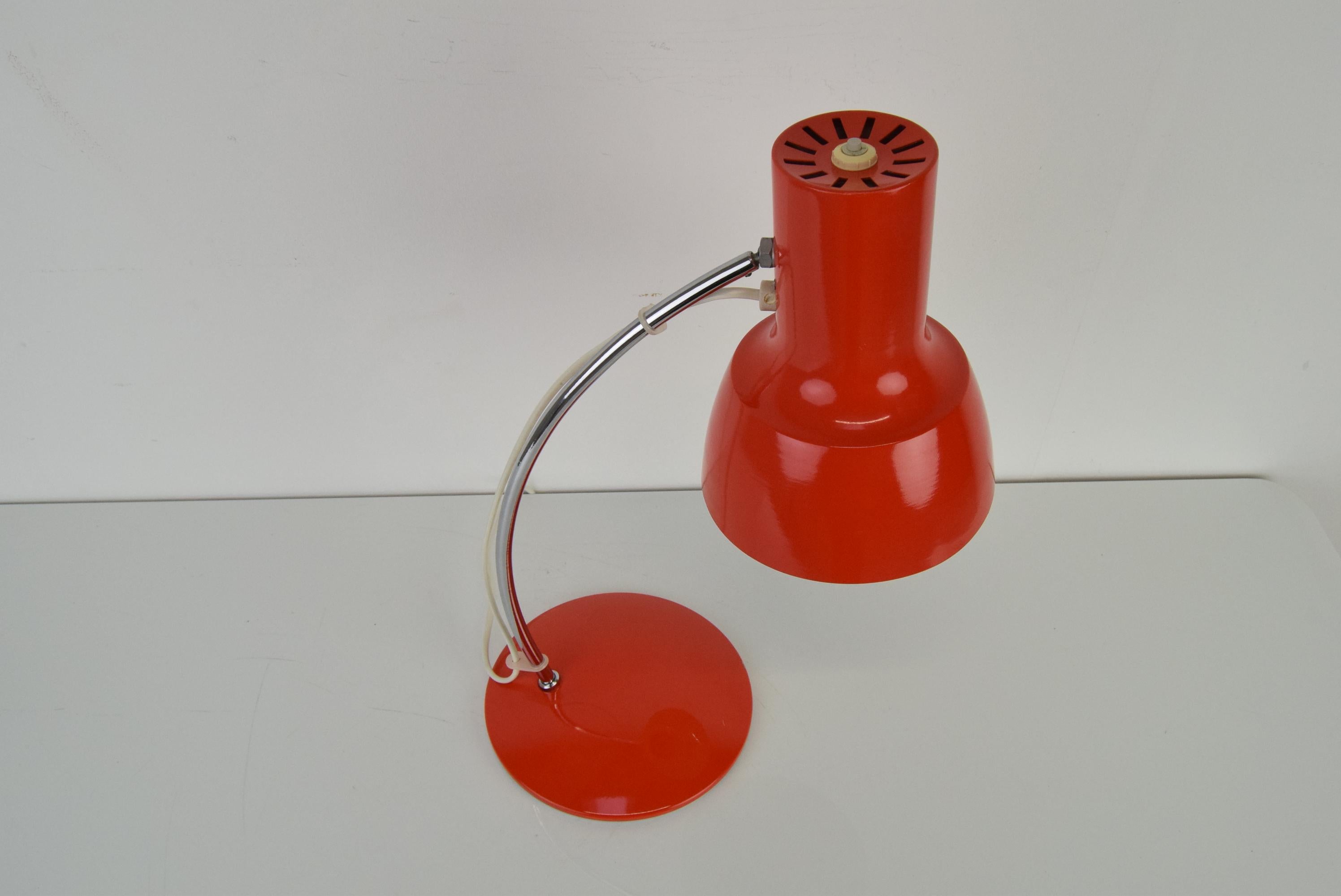 Rote Tischlampe/Napako aus der Mitte des Jahrhunderts, entworfen von Josef Hurka, 1970er Jahre im Angebot 1