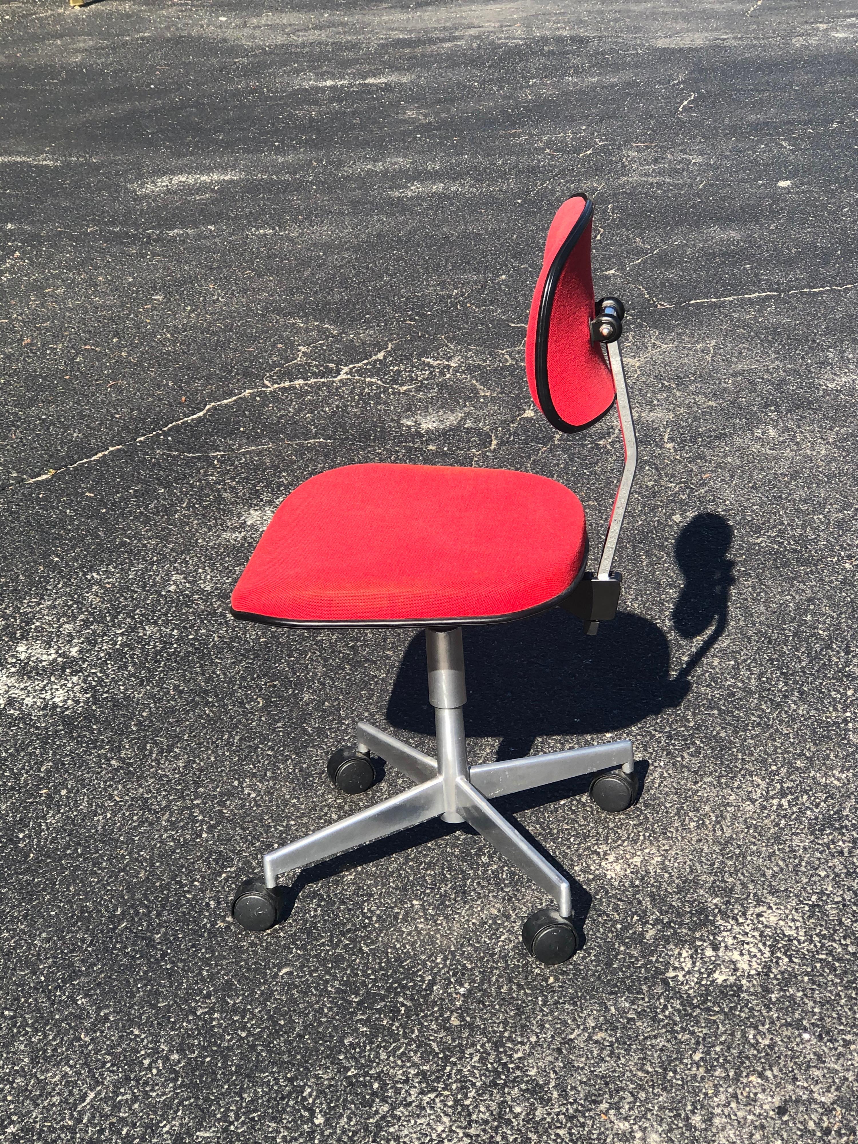 Mid Century Red Task Chair by LaBofa 3