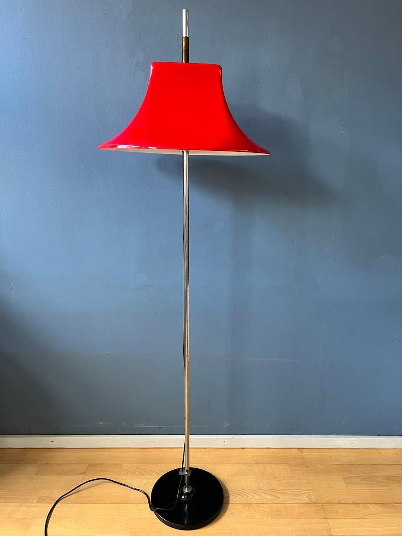 Mid Century Red Willem Hagoort Space Age Acrylic Glass Floor Lamp, 1970s For Sale 1