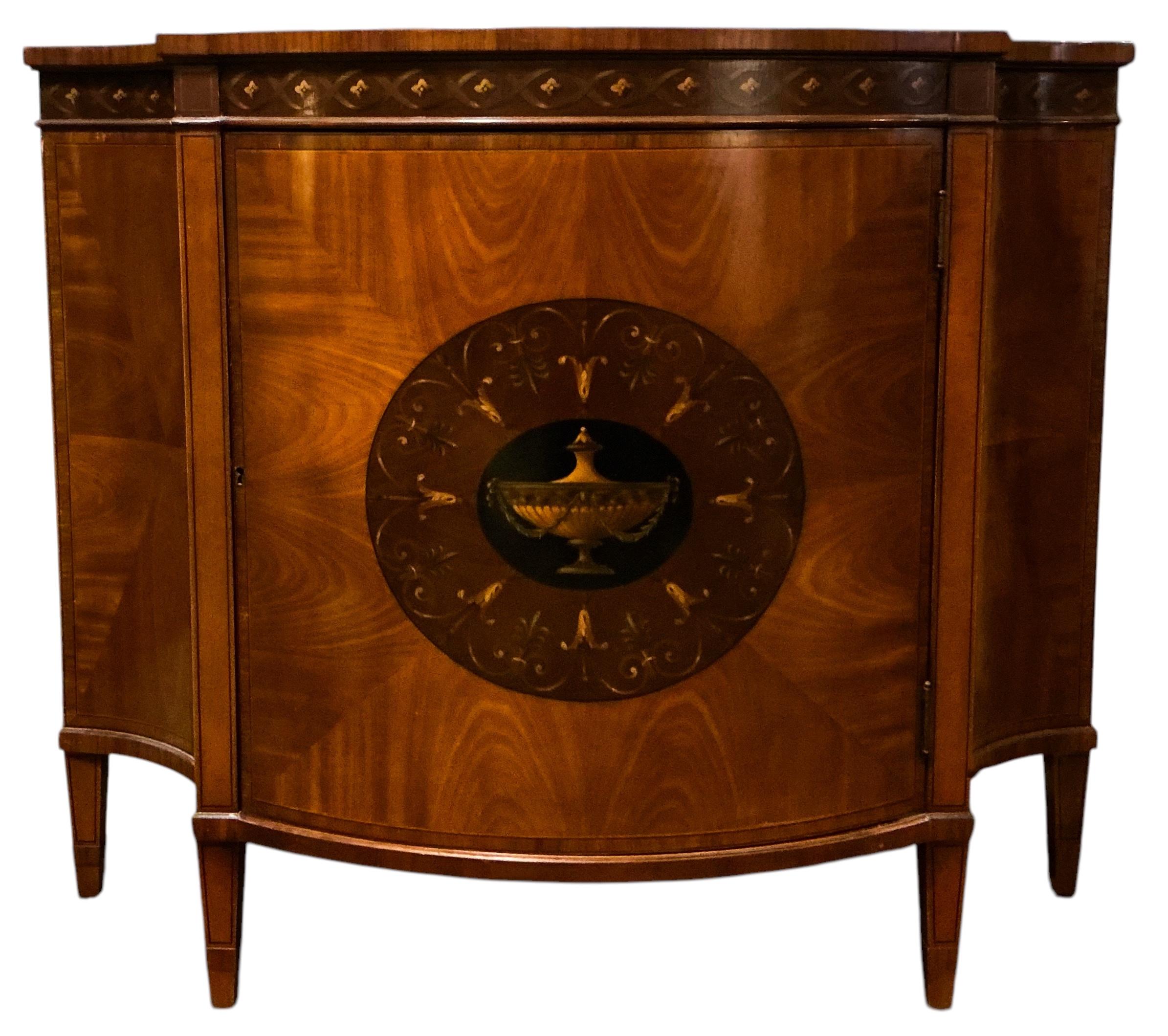 XX secolo Armadietti in mogano e satinwood intarsiati in stile Adams - coppia in vendita
