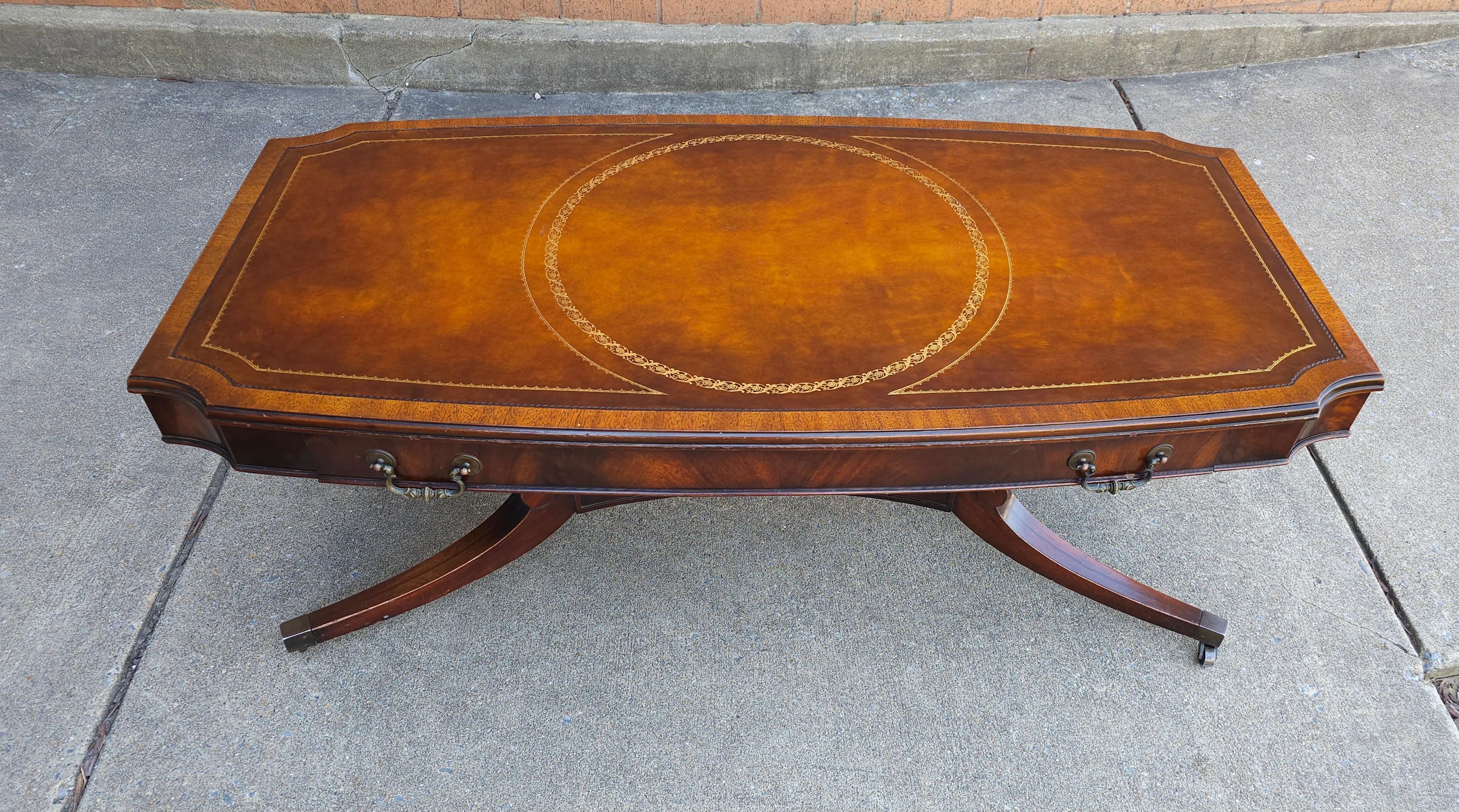 20th Century Mid Century Weiman Regency Hollywood Mahogany Inset Leather Top Coffee Table For Sale