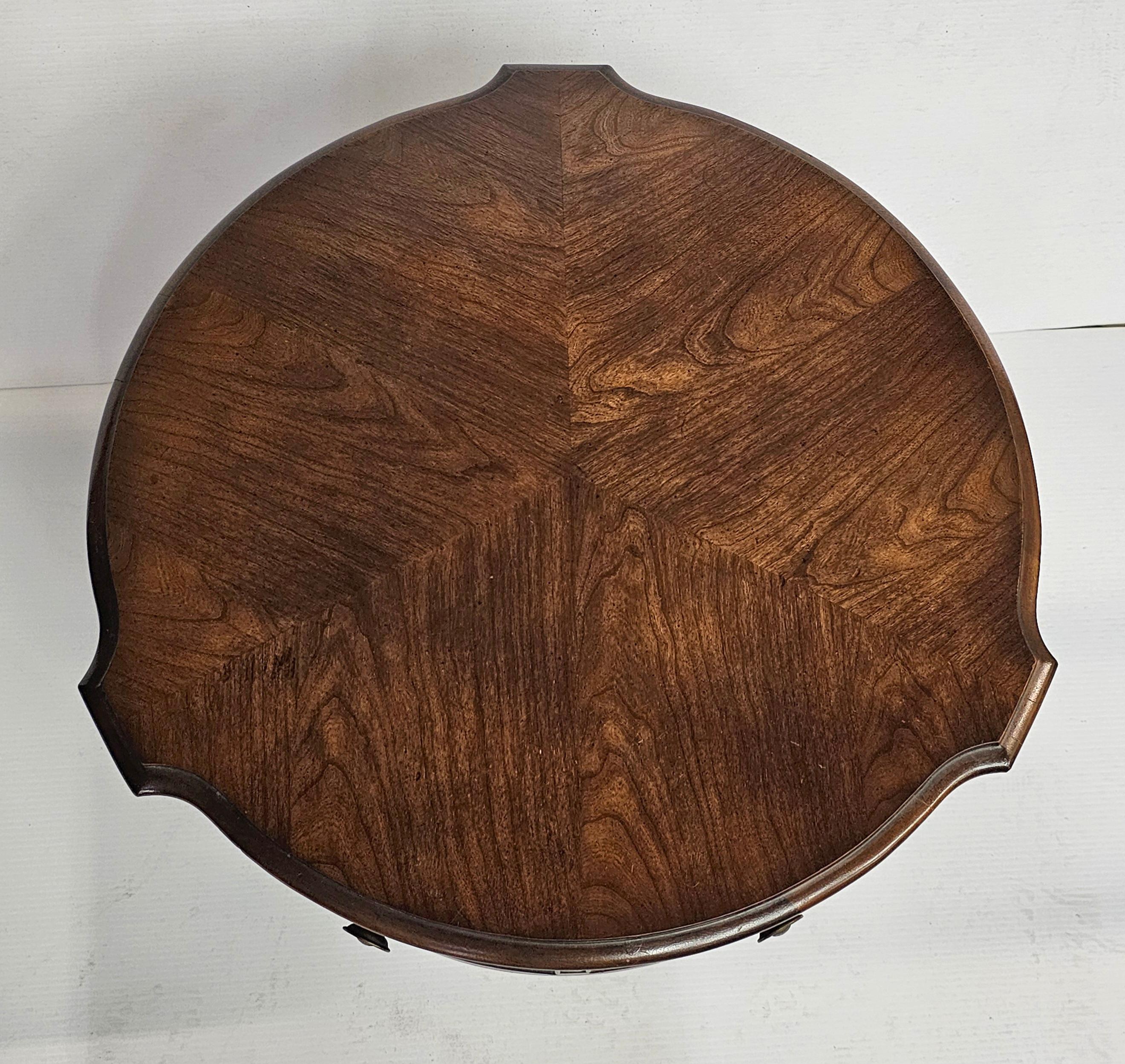 Unknown Mid-Century Regency Style Walnut Rolling Trifid Storage Drum Side  Table For Sale