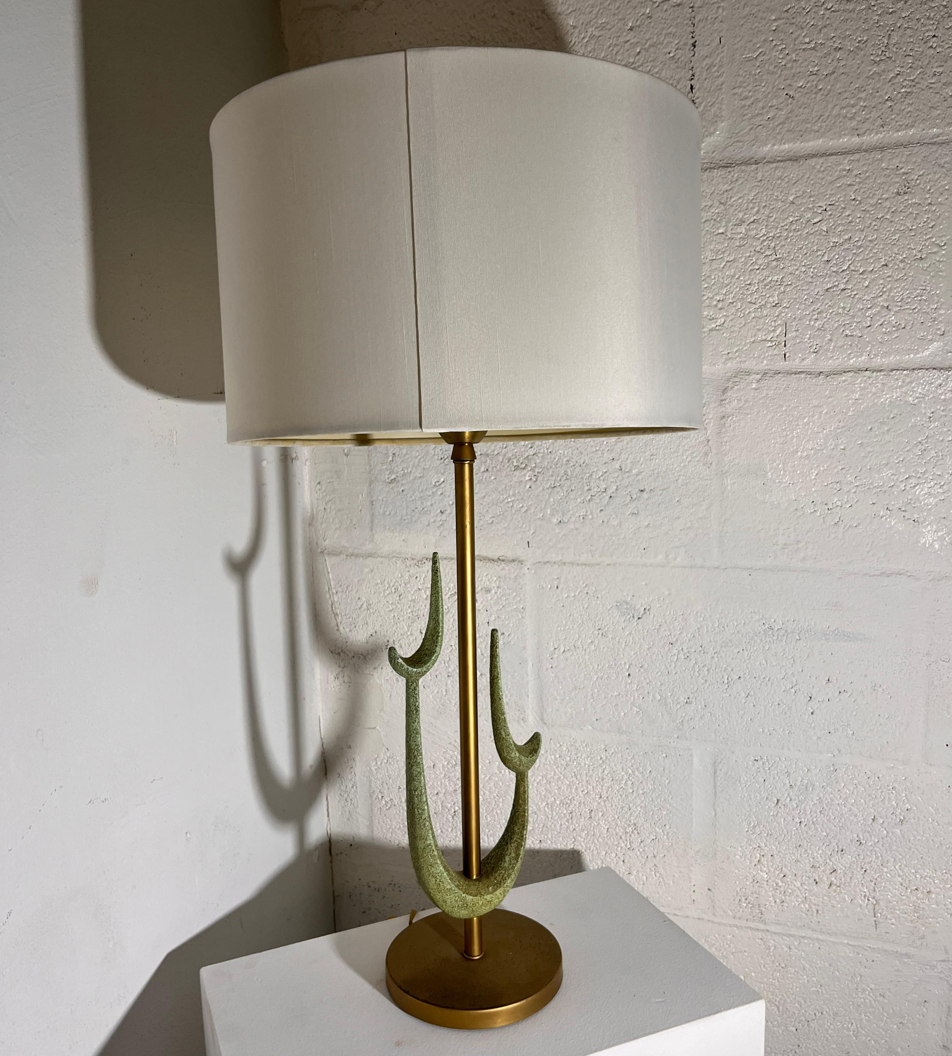 Mid-Century Rembrandt Table Lamp In Good Condition For Sale In Miami, FL