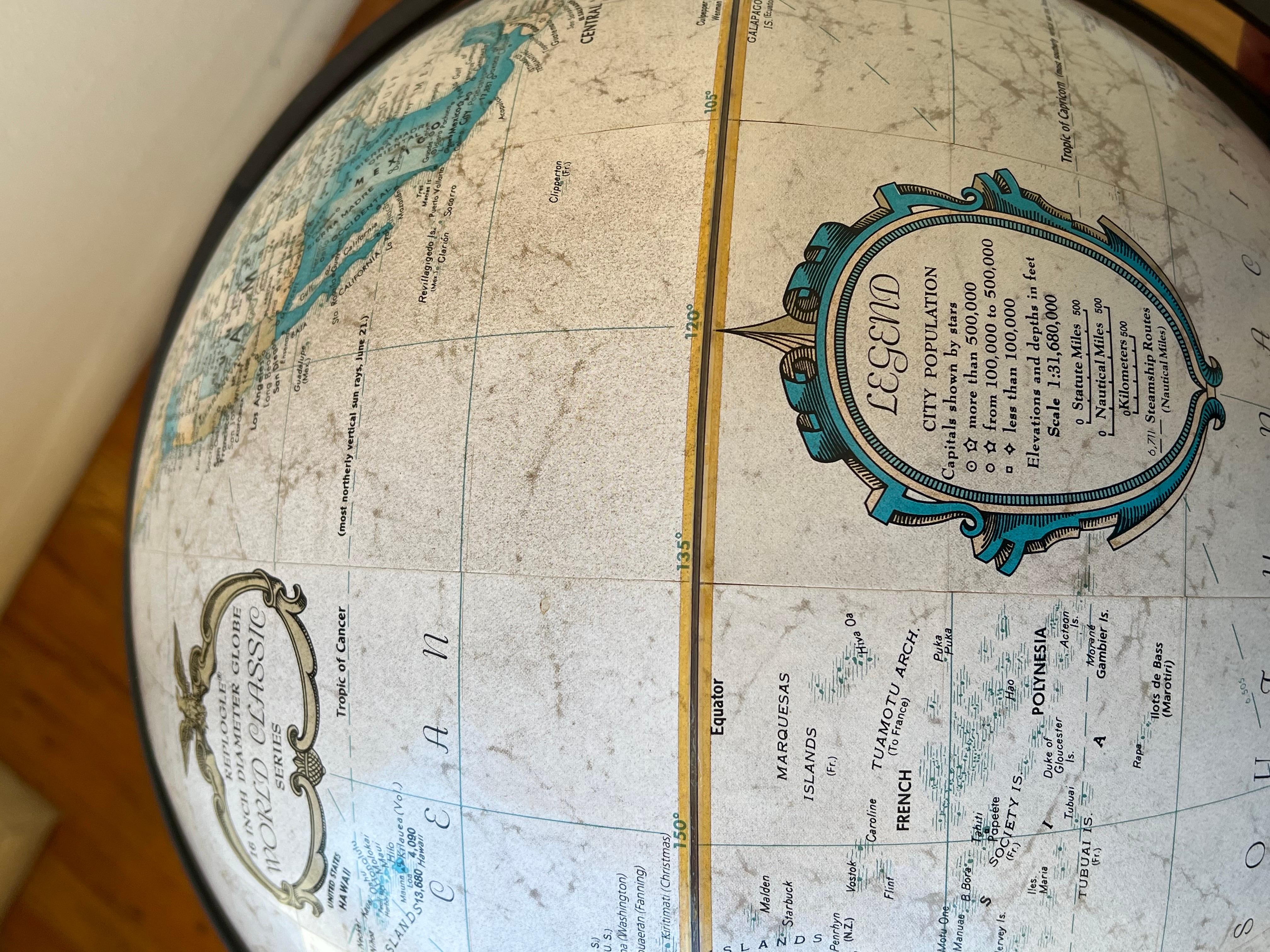 Americano Replogle Globes di metà secolo con base in ottone patinato di Paul McCobb in vendita