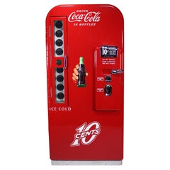 Distributeur automatique de boissons Coca-Cola 10¢ restauré au milieu du siècle par Vendo C : 1956